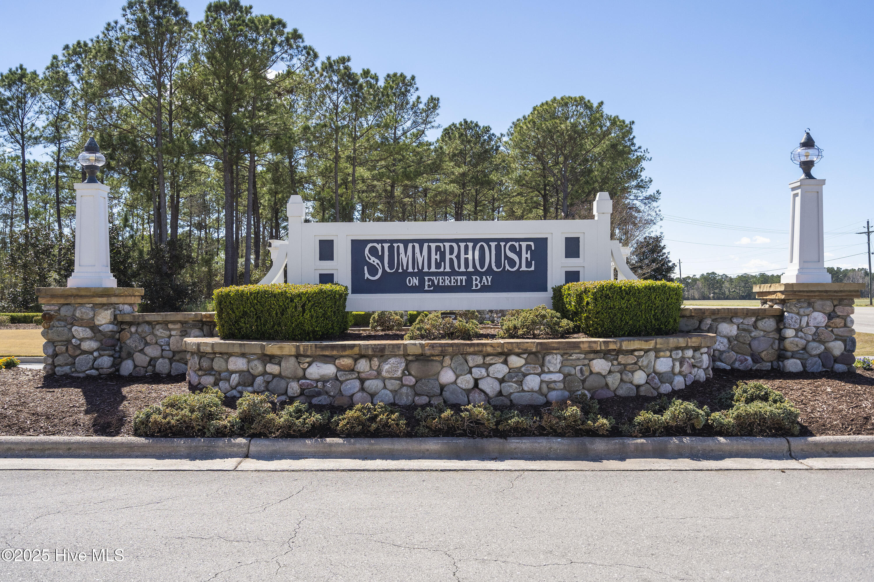 100524767 | Photo 58