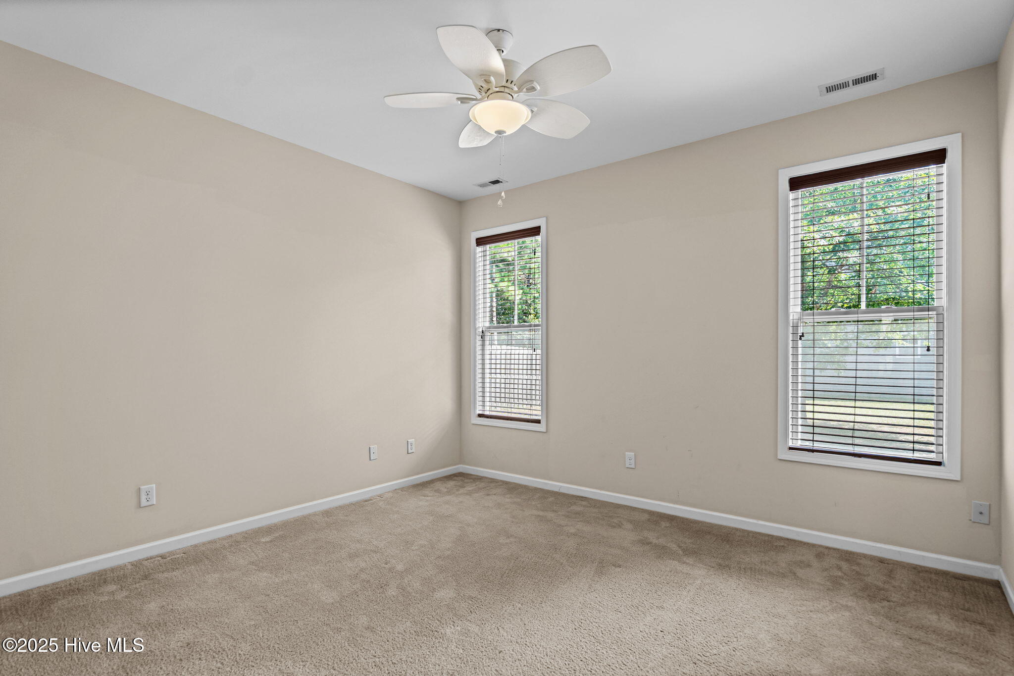 100522493 | Photo 31