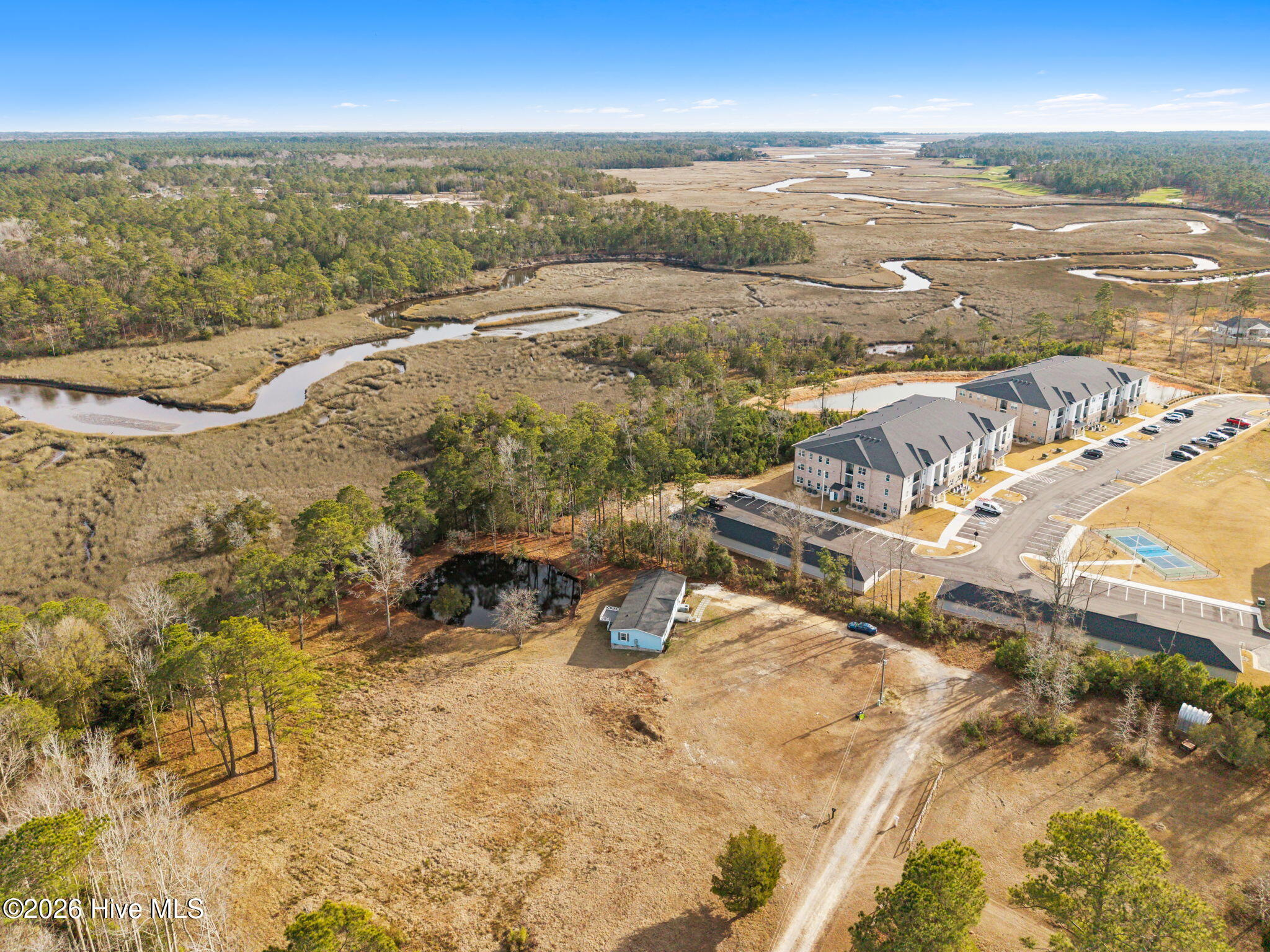 100552102 | Photo 15