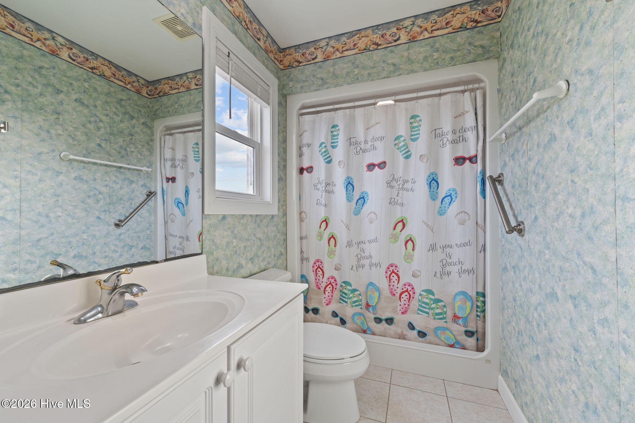 100567525 | Photo 43