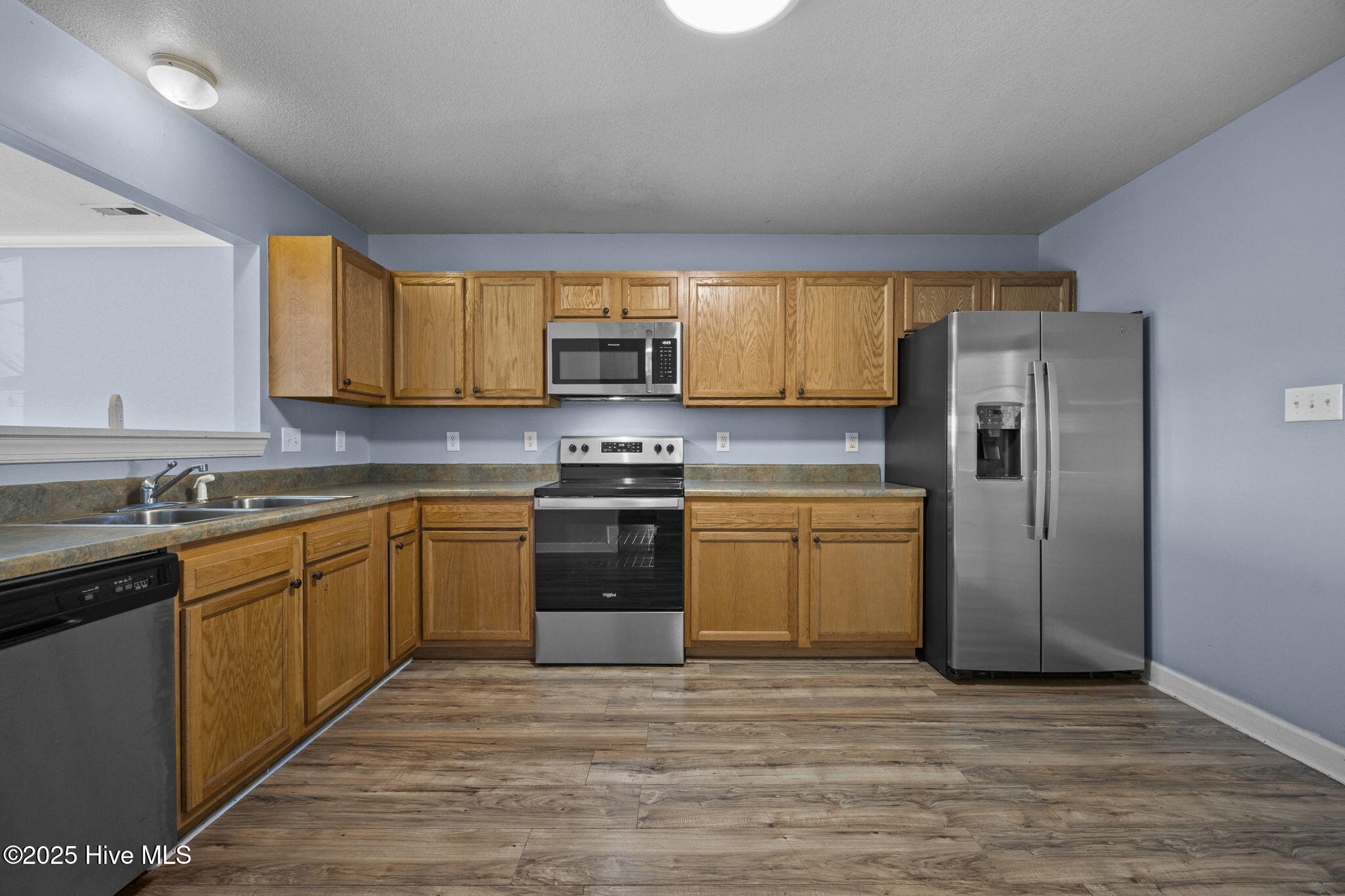 100544905 | Photo 12