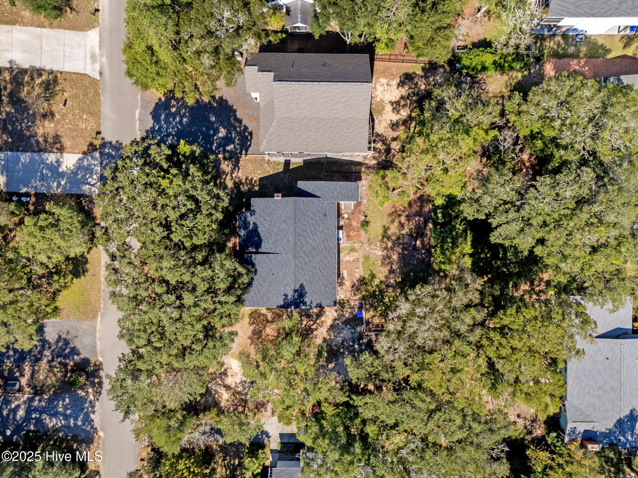 100536302 | Photo 16