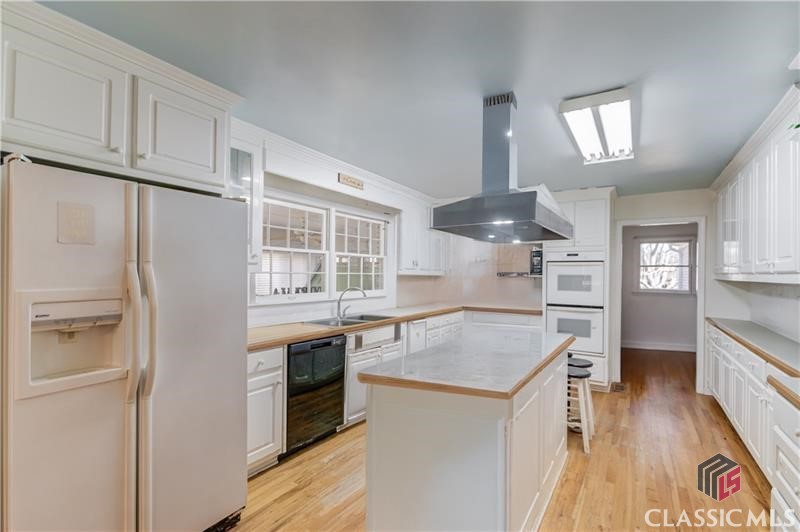 692 W Union Grove Circle, Auburn, GA, 30011
