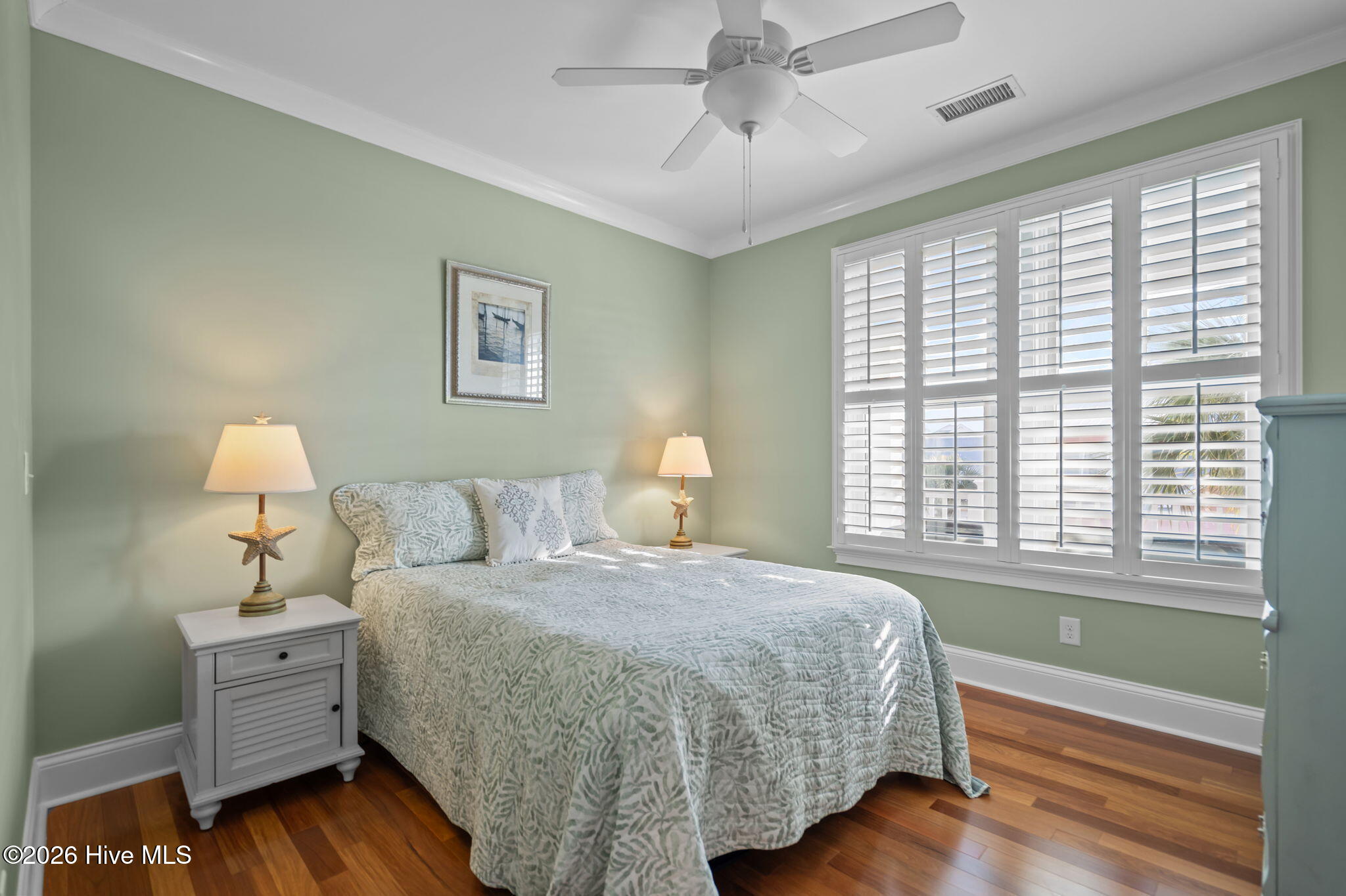 100551618 | Photo 50