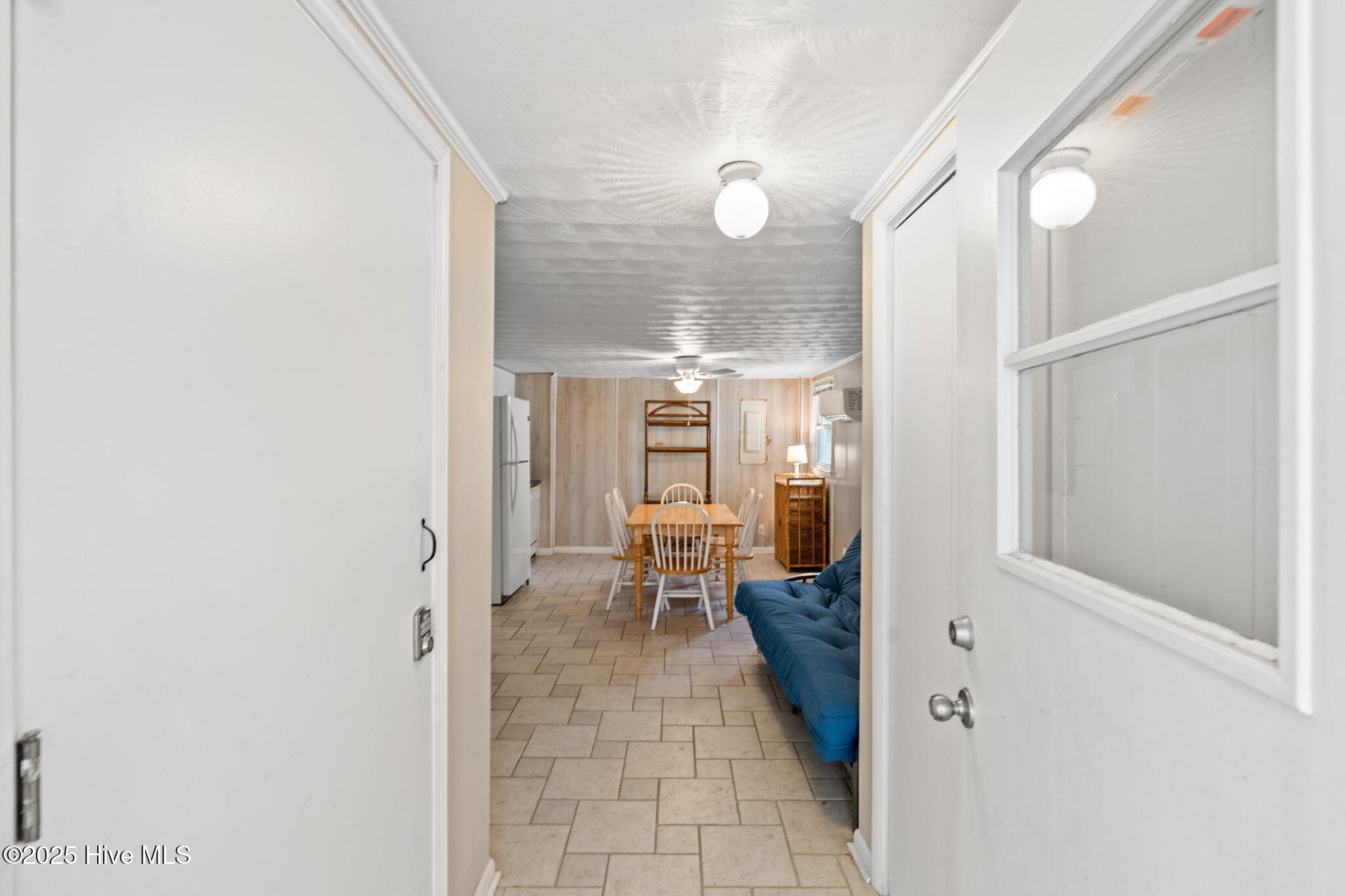 100542968 | Photo 29