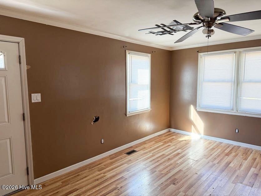 100554283 | Photo 13