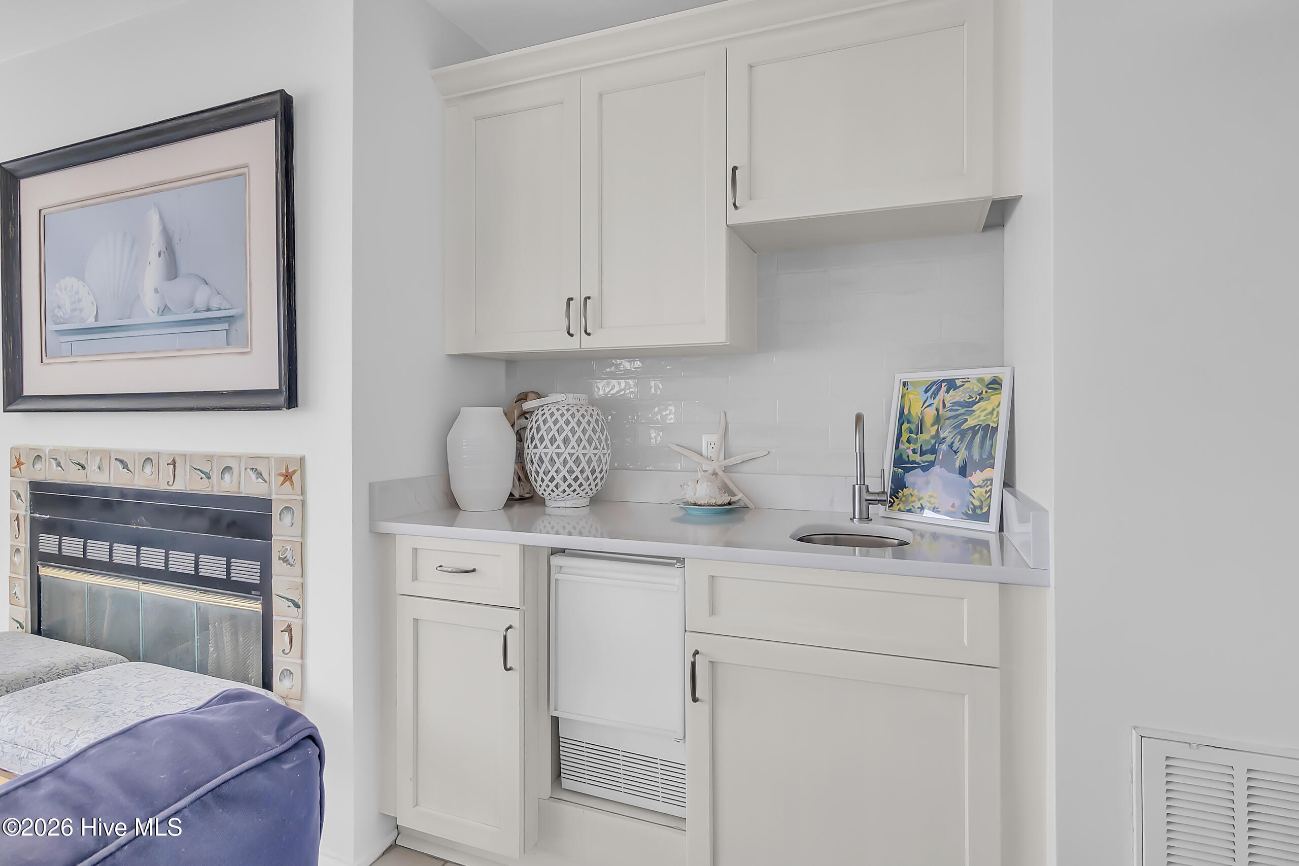 100568884 | Photo 20