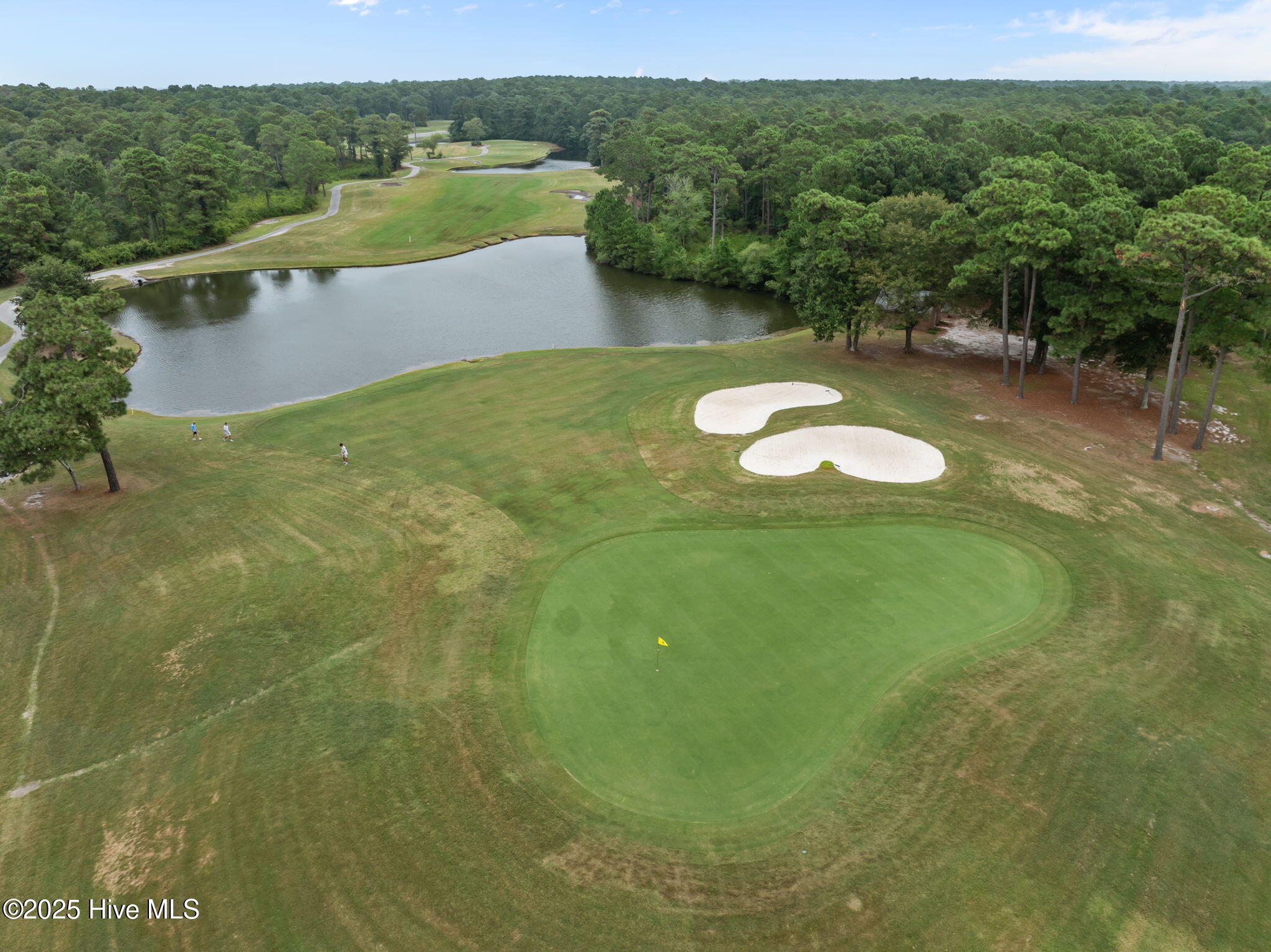 100524687 | Photo 63