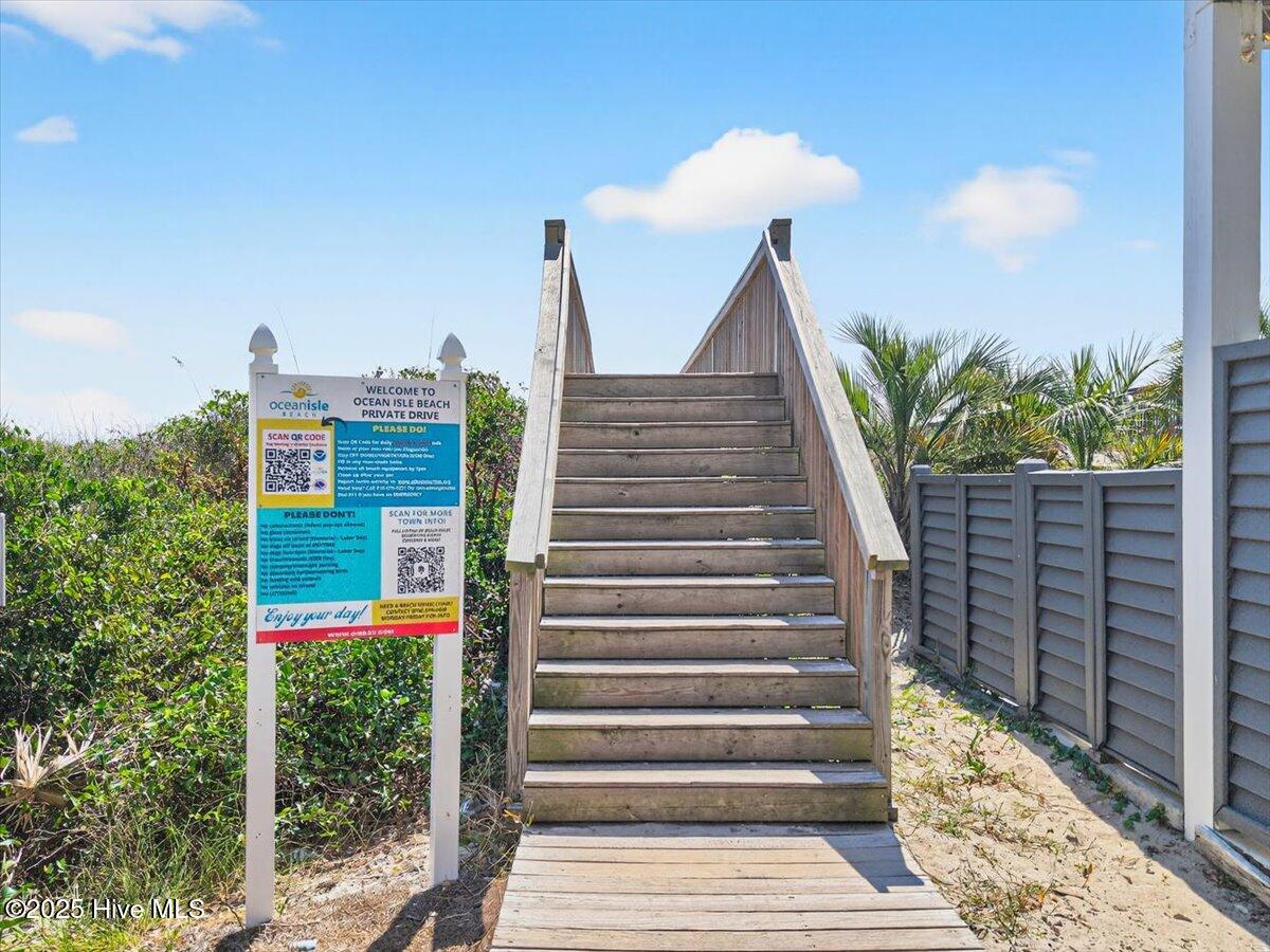 100529762 | Photo 42