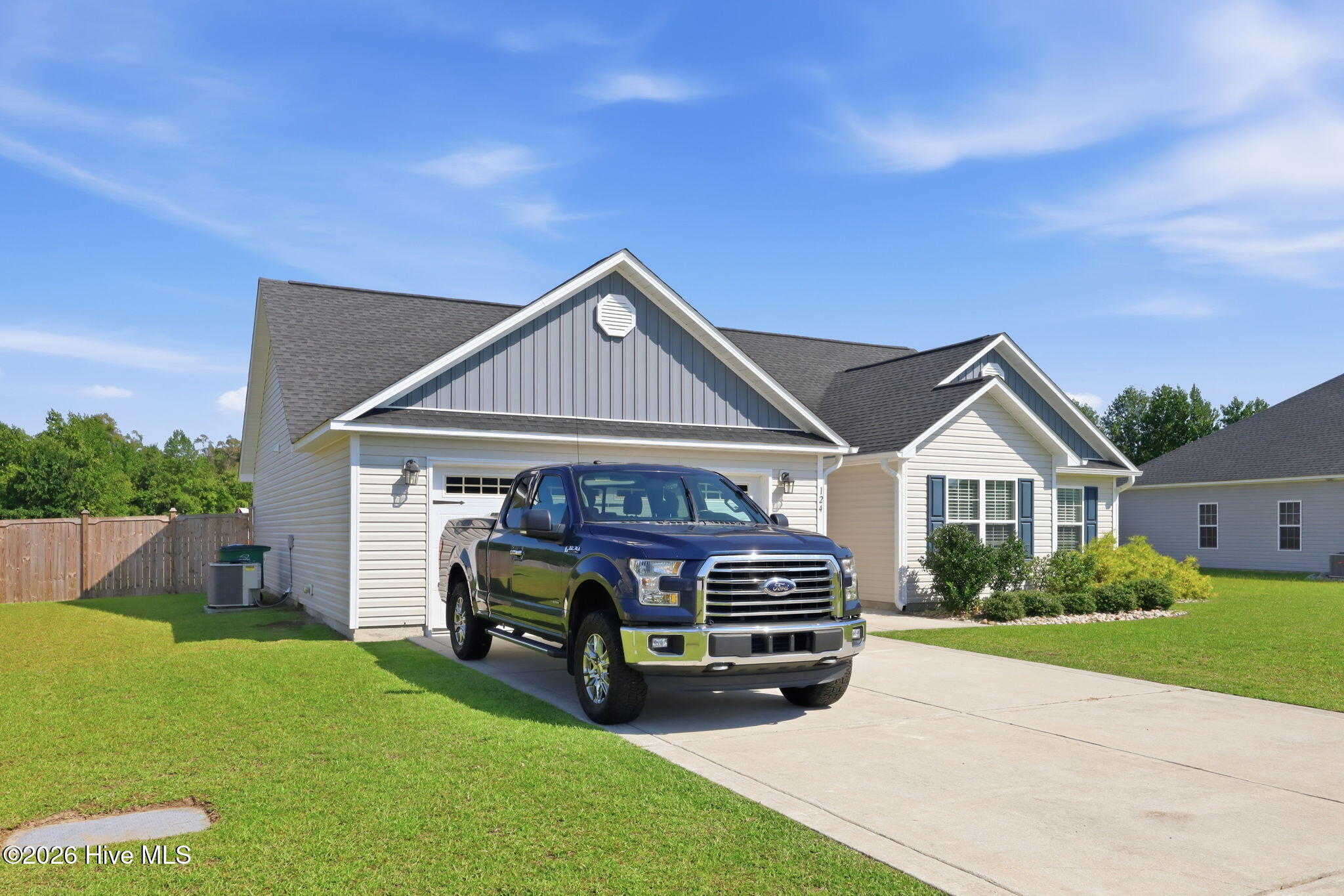 124 Village Creek Drive,Maysville