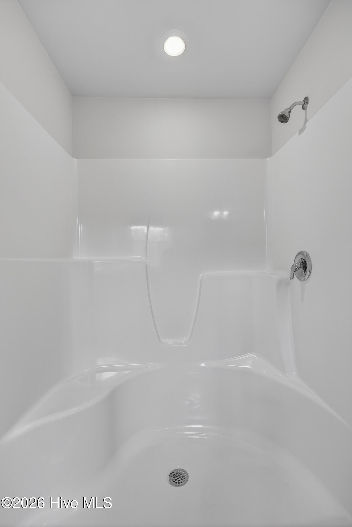 100560520 | Photo 36