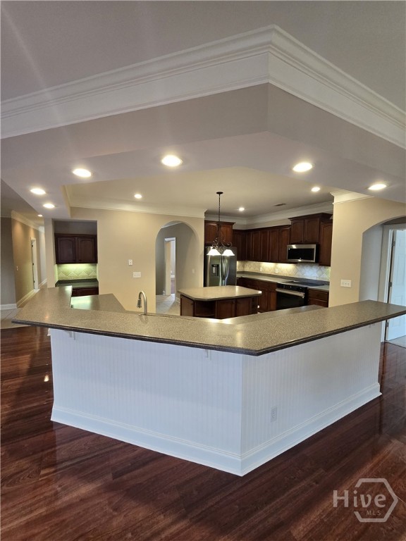 Wrap around Bar