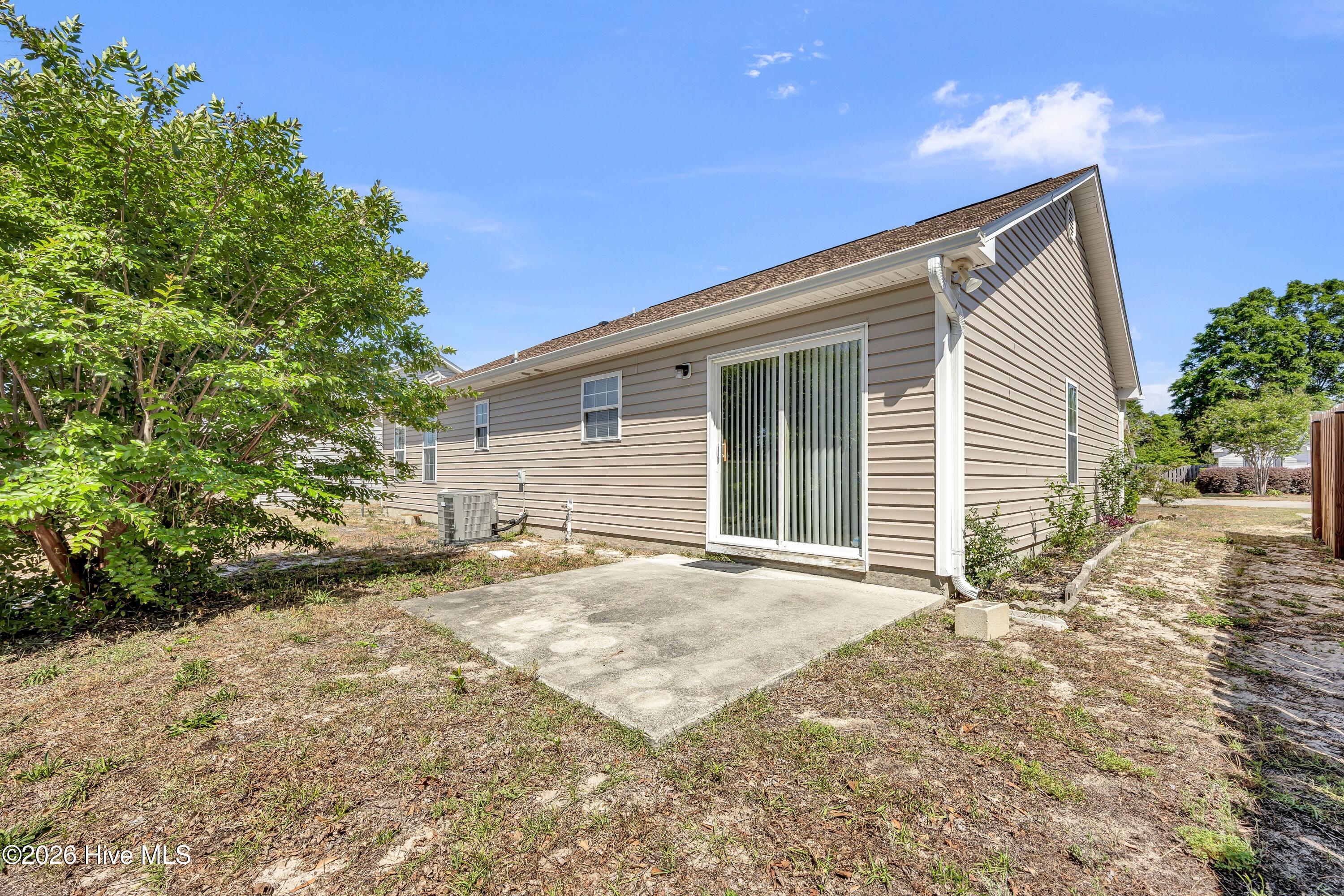 100569436 | Photo 26