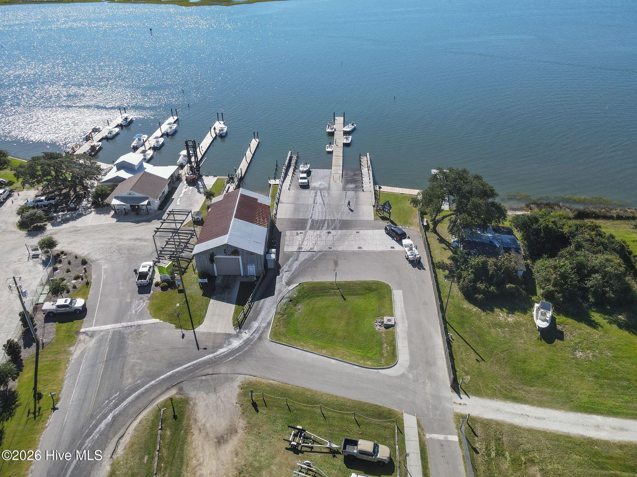 100564498 | Photo 52