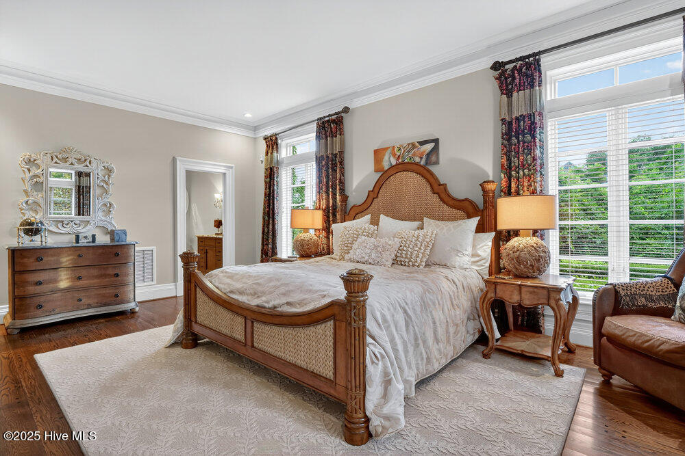 100544850 | Photo 47