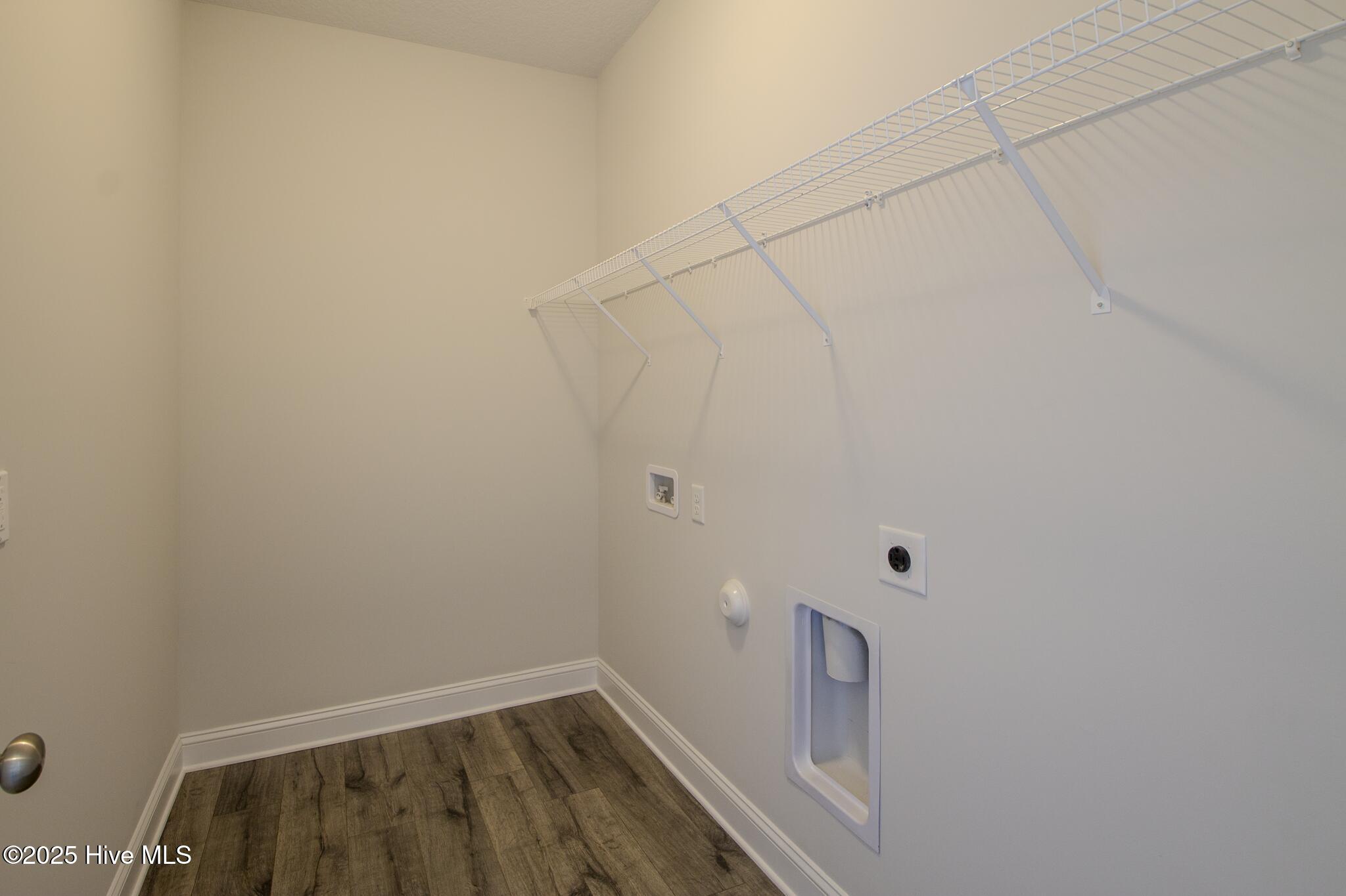 100504969 | Photo 26