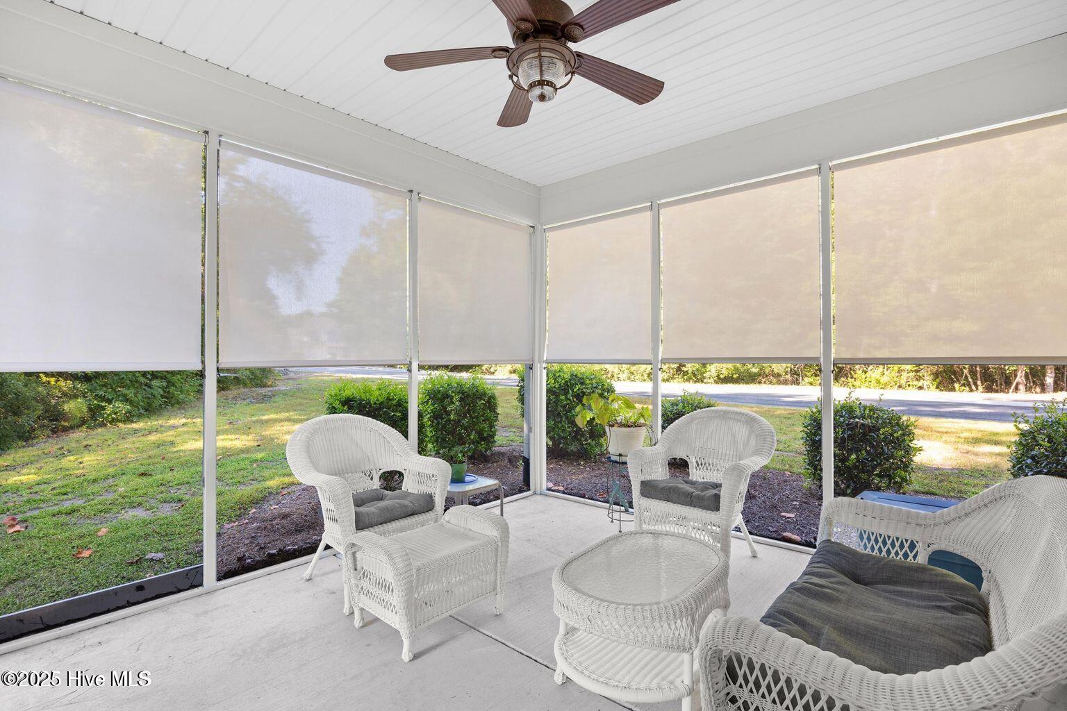 100531183 | Photo 35