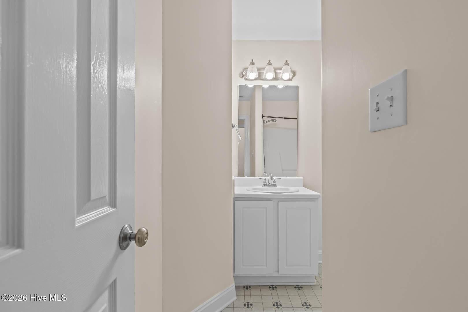 100552363 | Photo 59