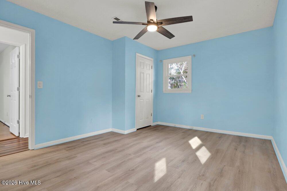 100550495 | Photo 19