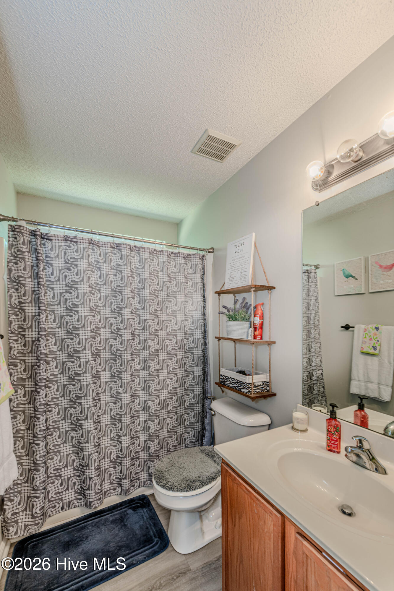 100567742 | Photo 13