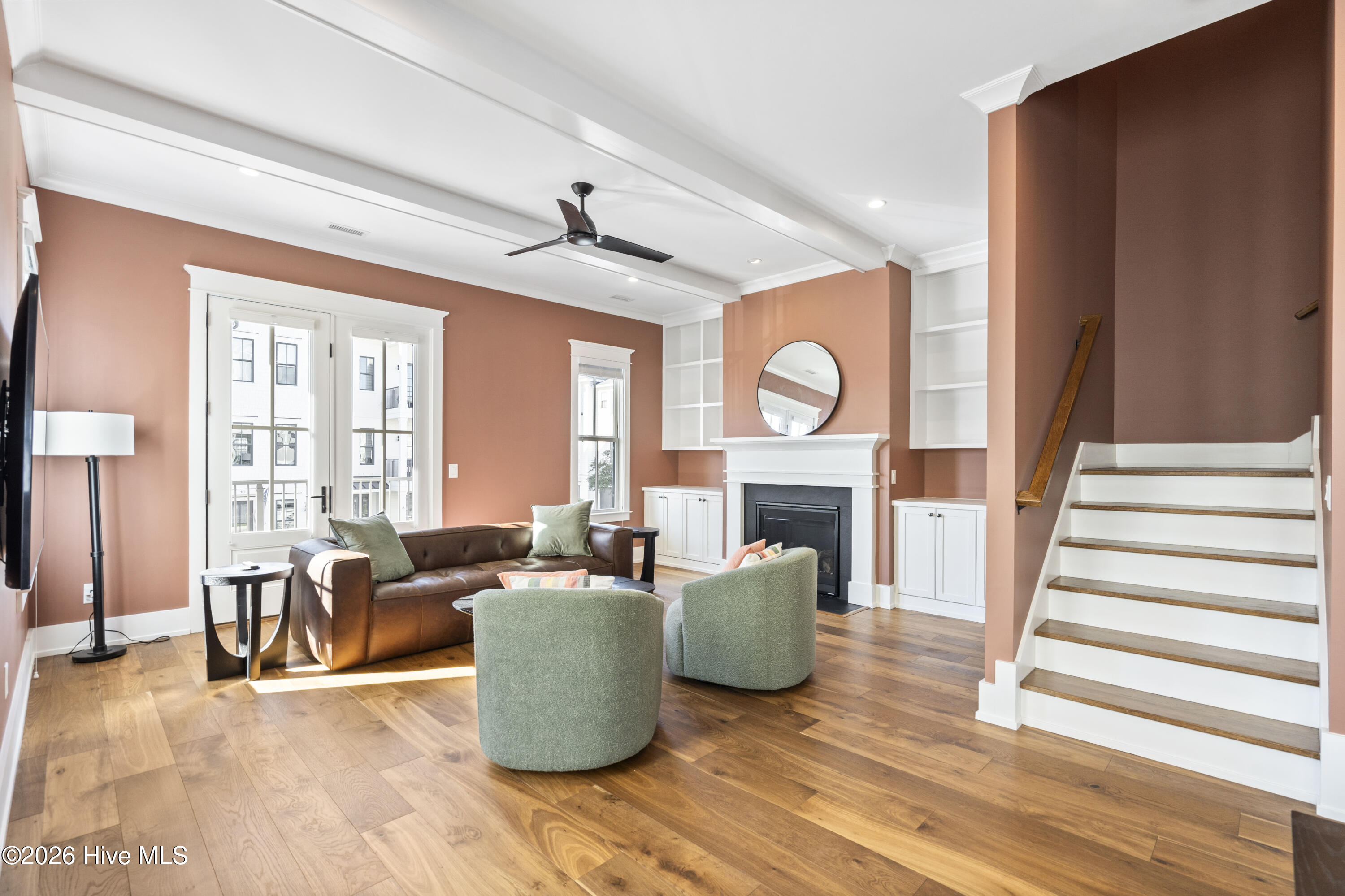 100554242 | Photo 15