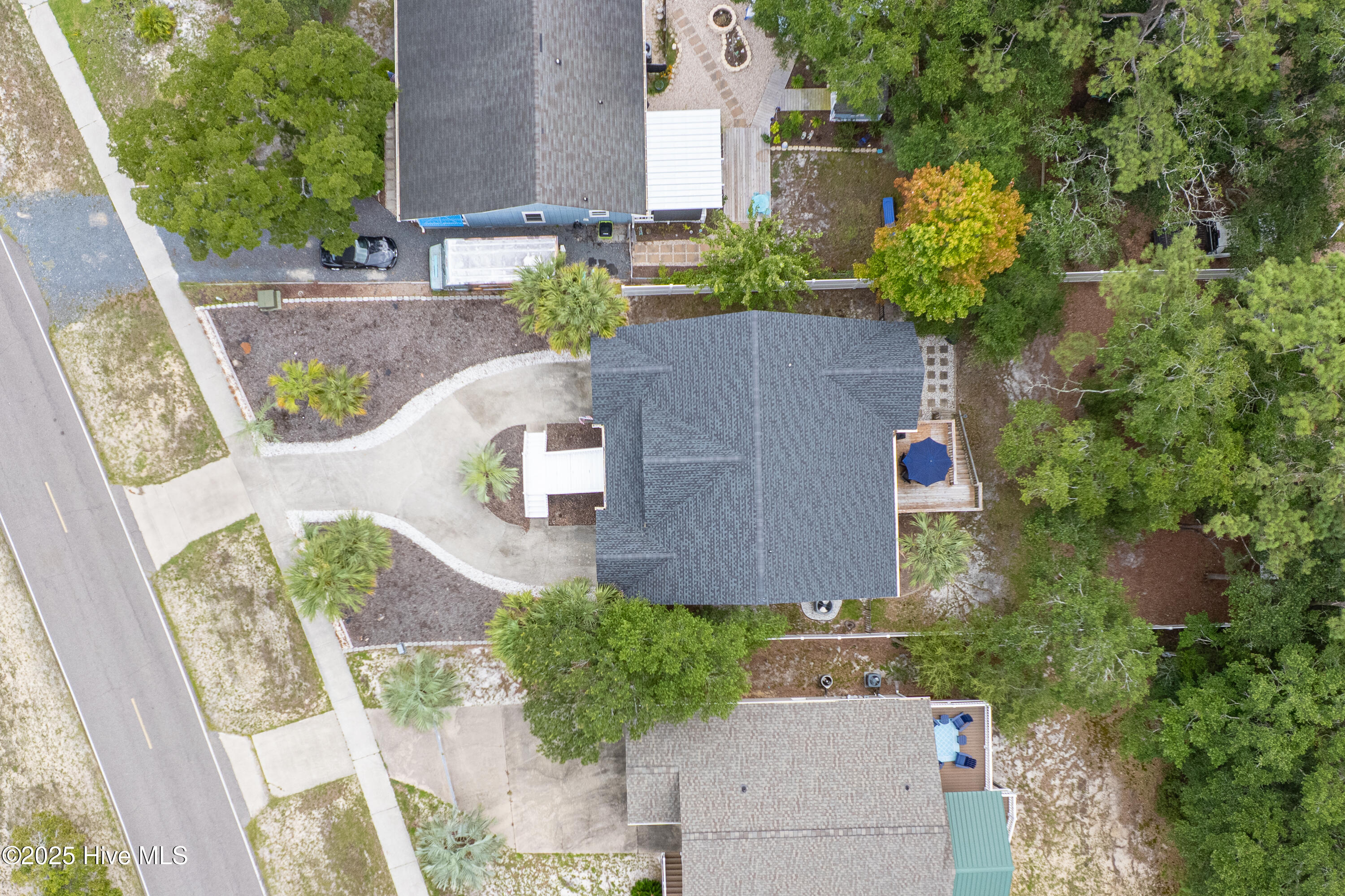 100523594 | Photo 45