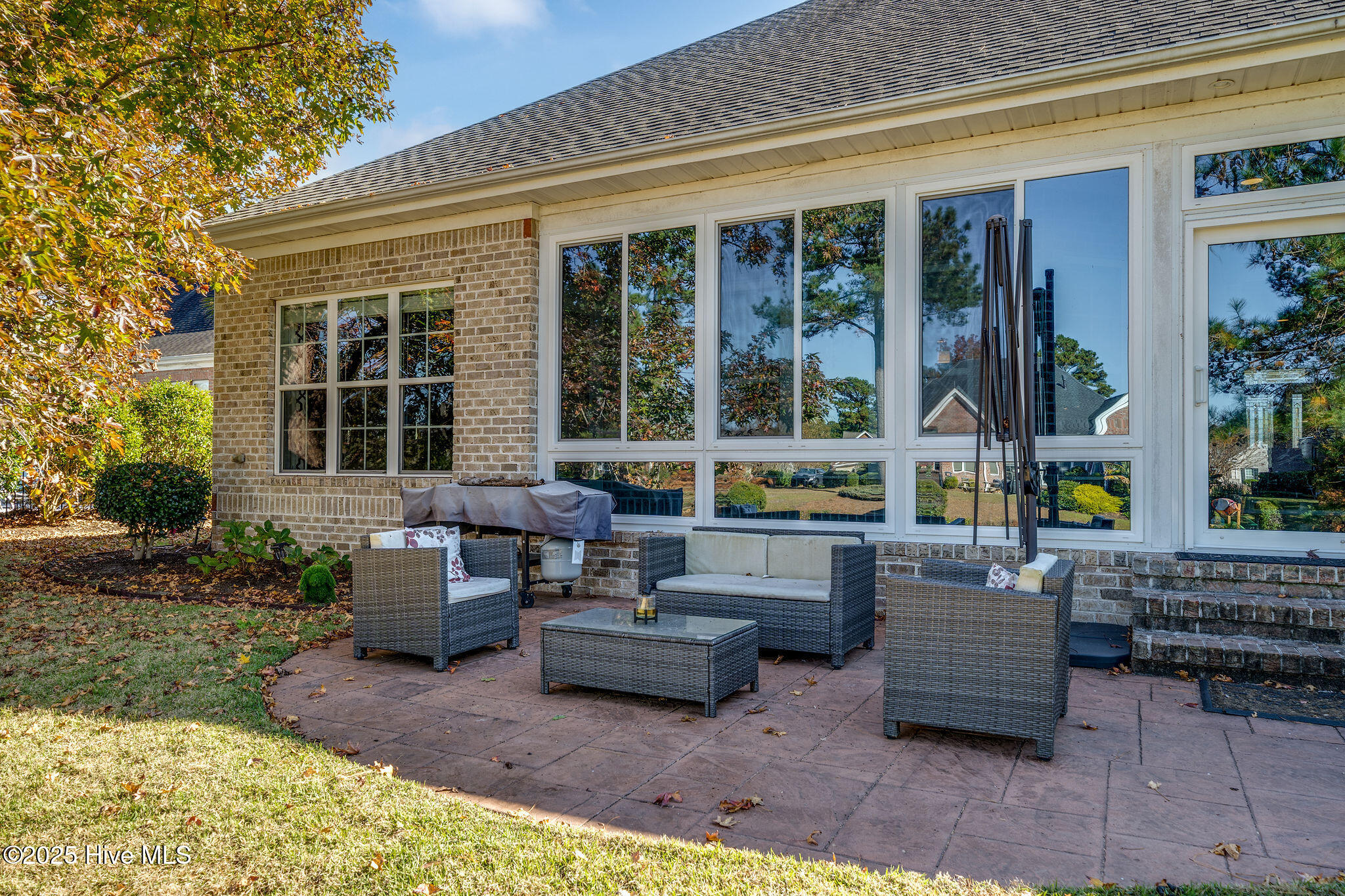 100542453 | Photo 28