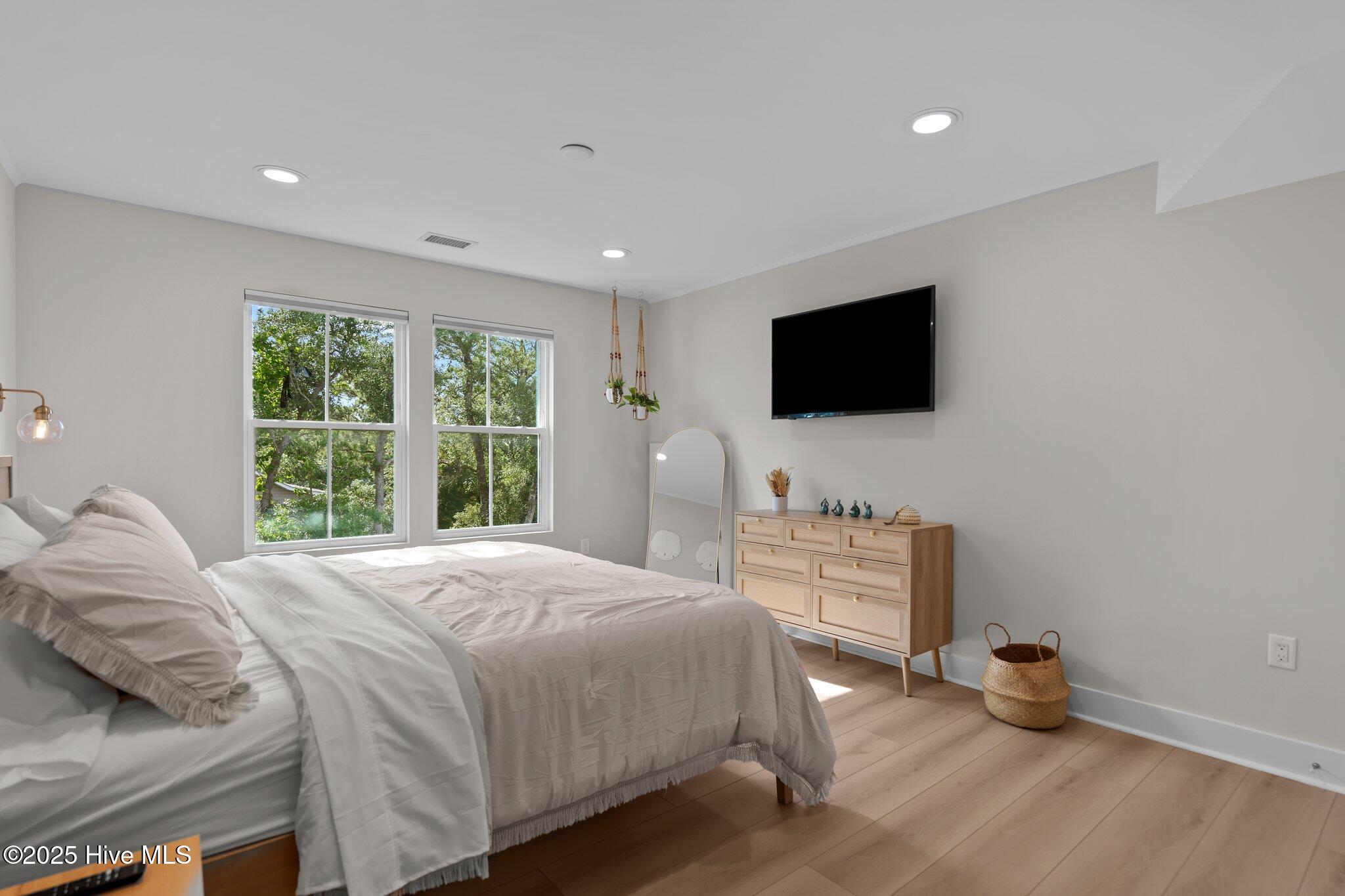 100519500 | Photo 39