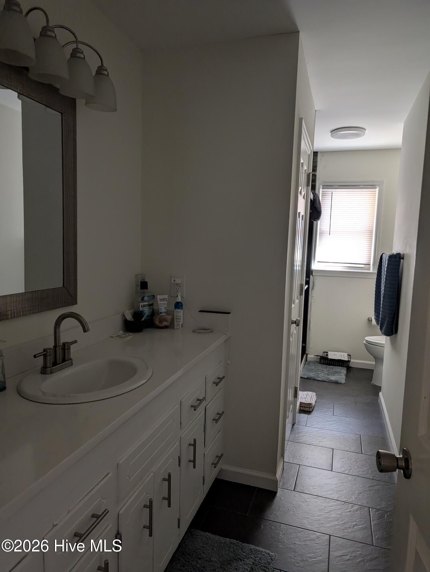 100550544 | Photo 26