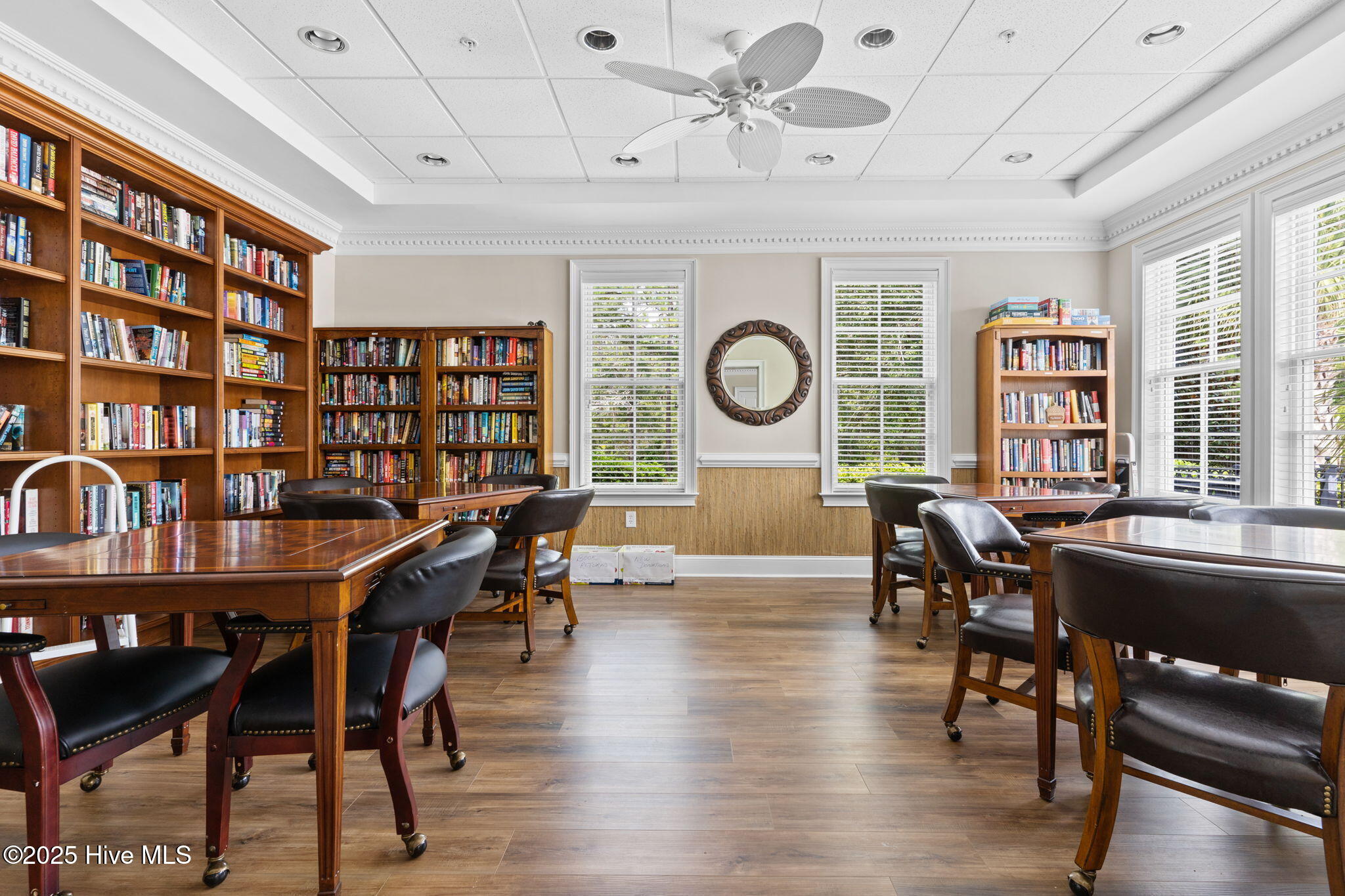 100507516 | Photo 42