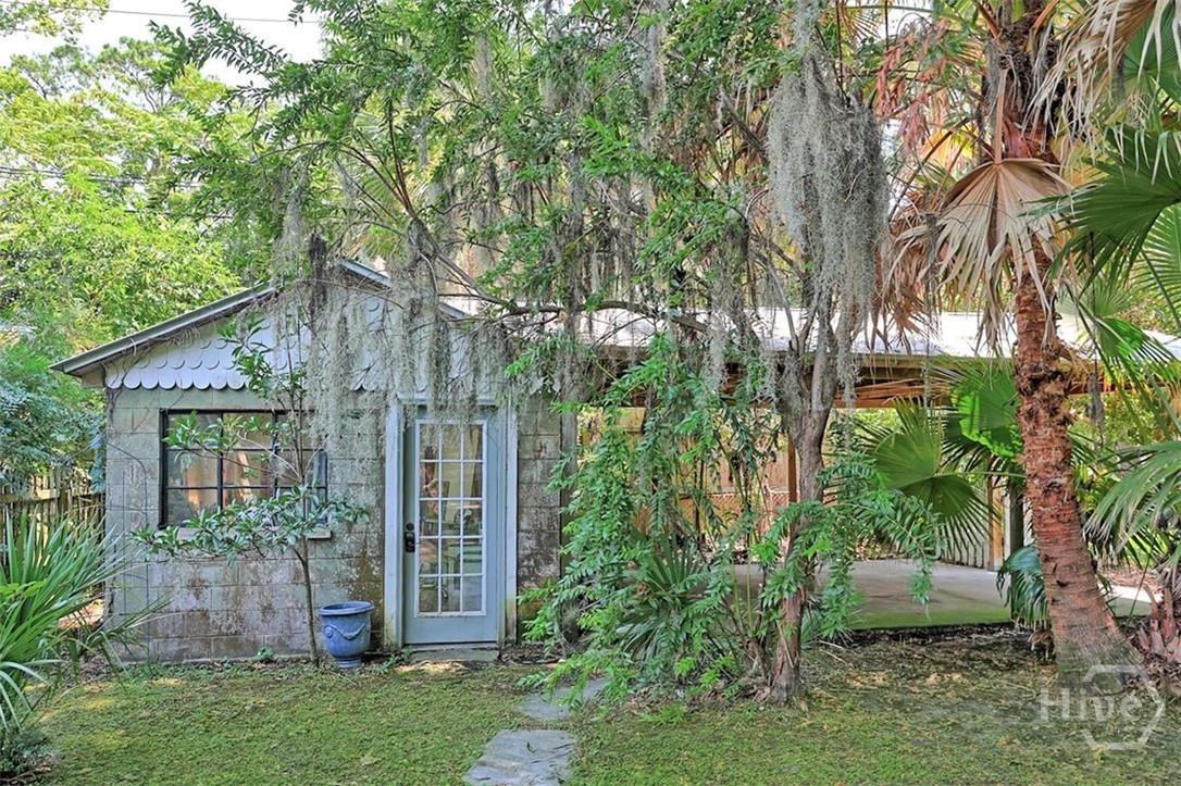 411 Parkersburg Road