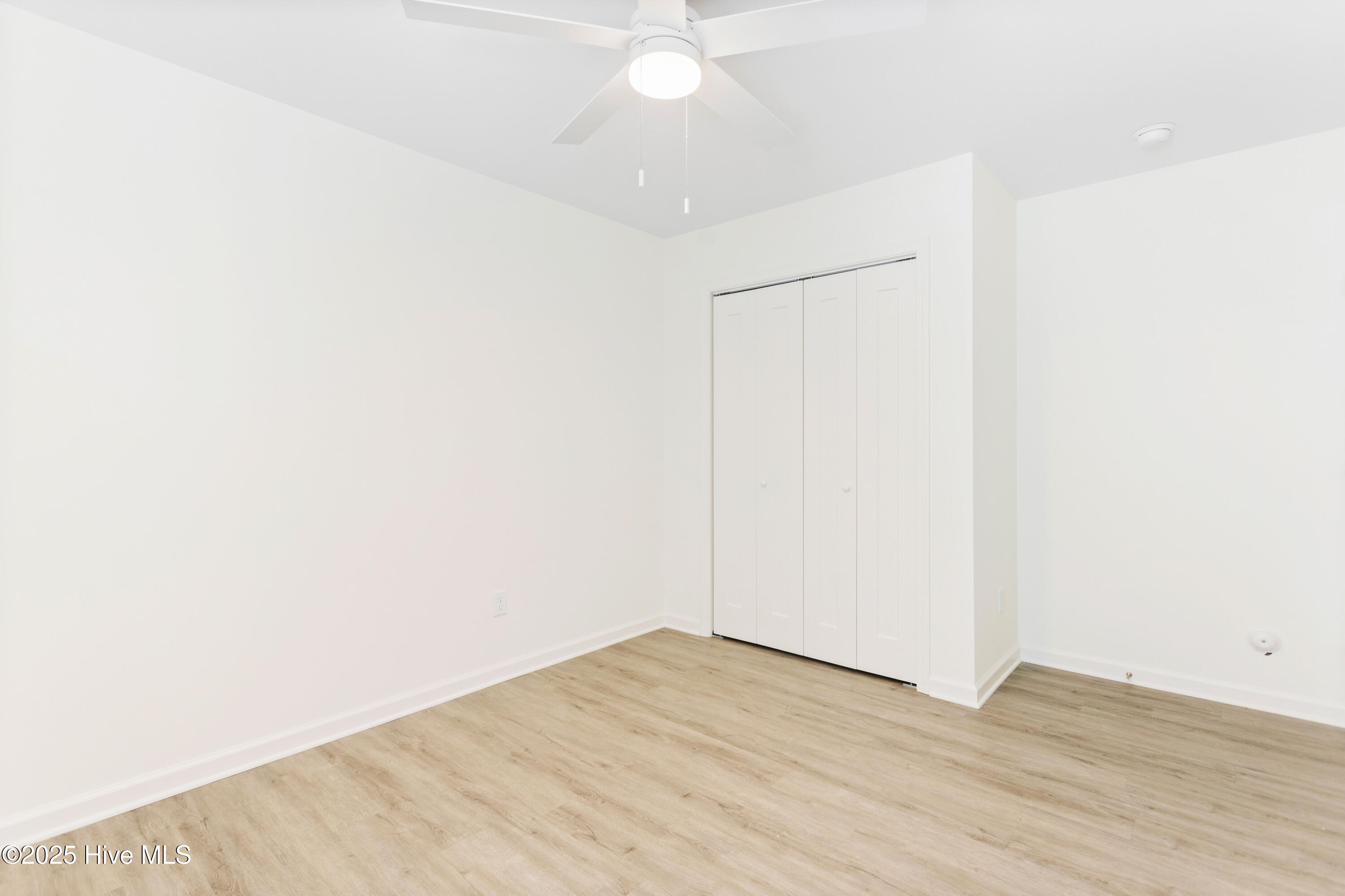 100542744 | Photo 18