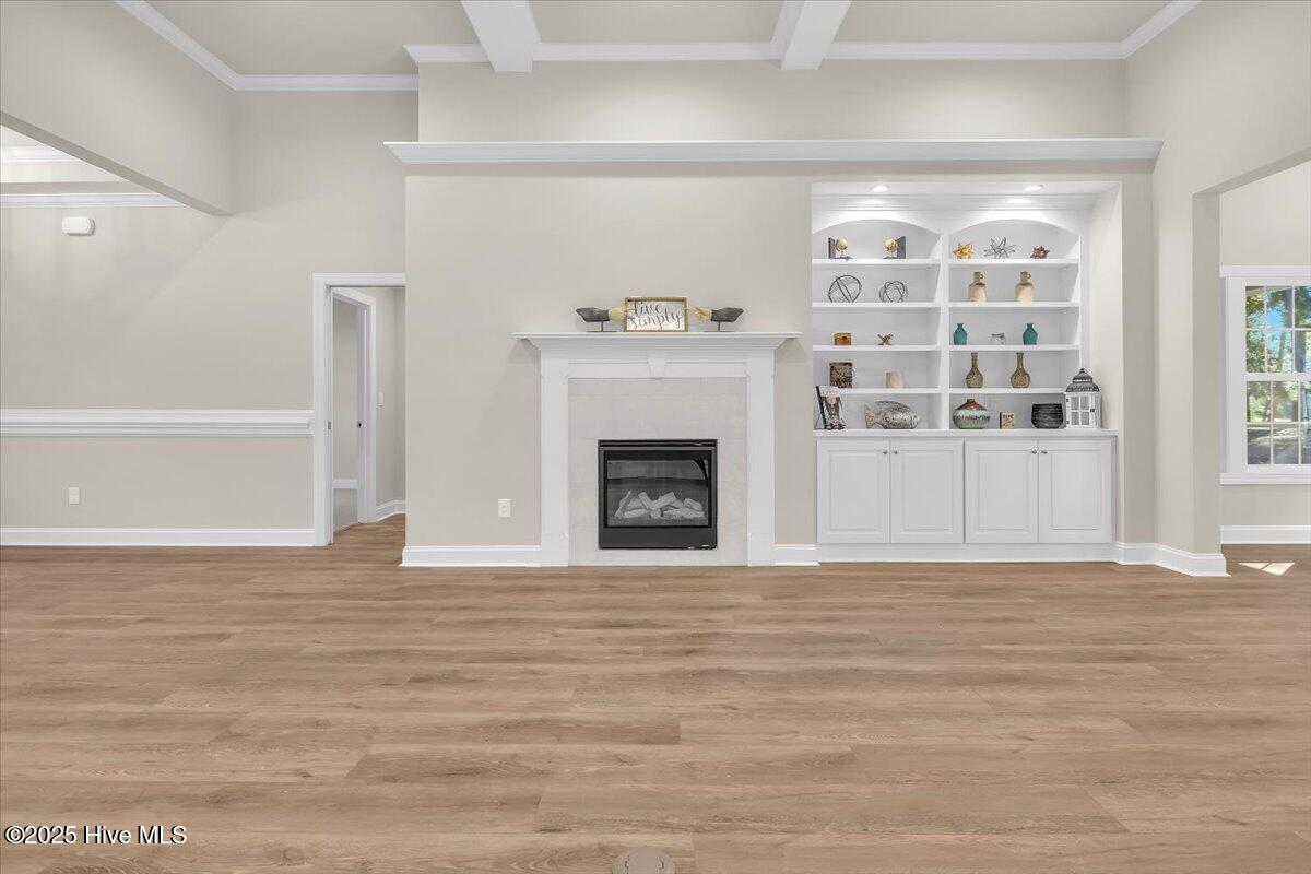 100505838 | Photo 27