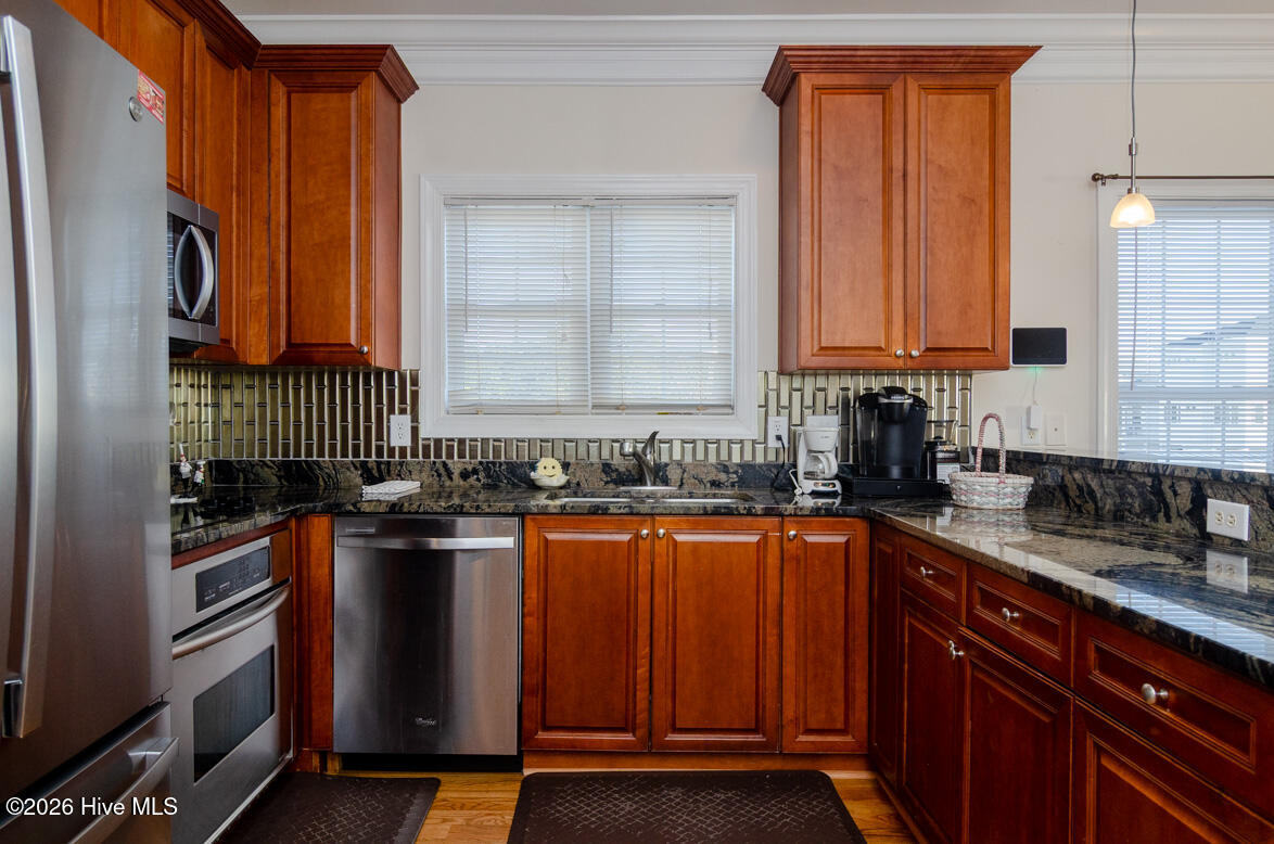 100550509 | Photo 16