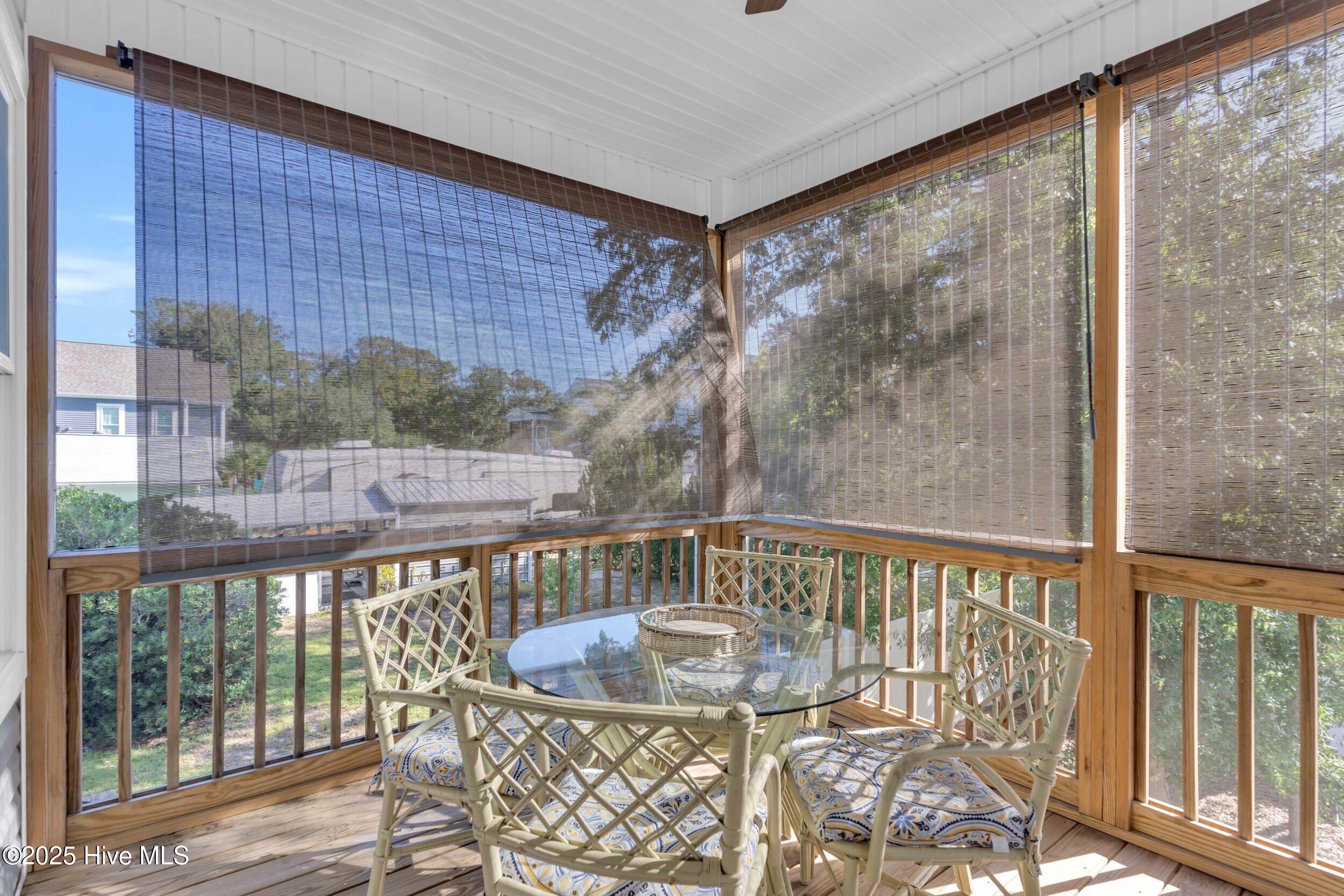 100534529 | Photo 36