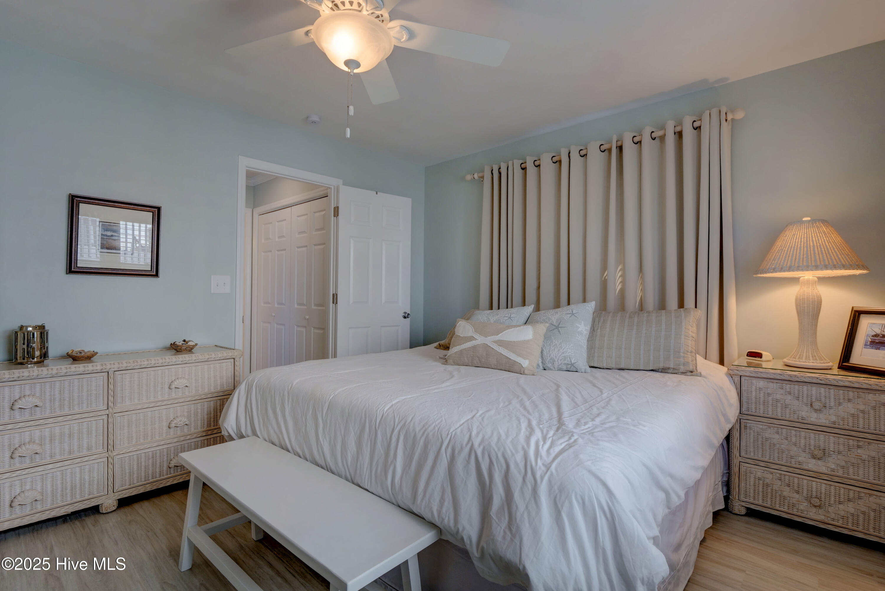 100521295 | Photo 35