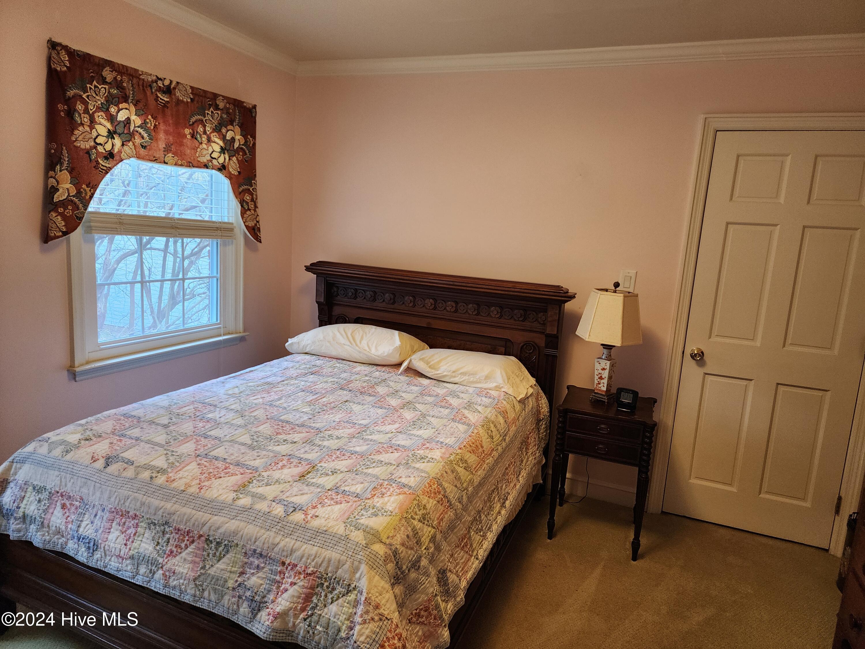 100477121 | Photo 15