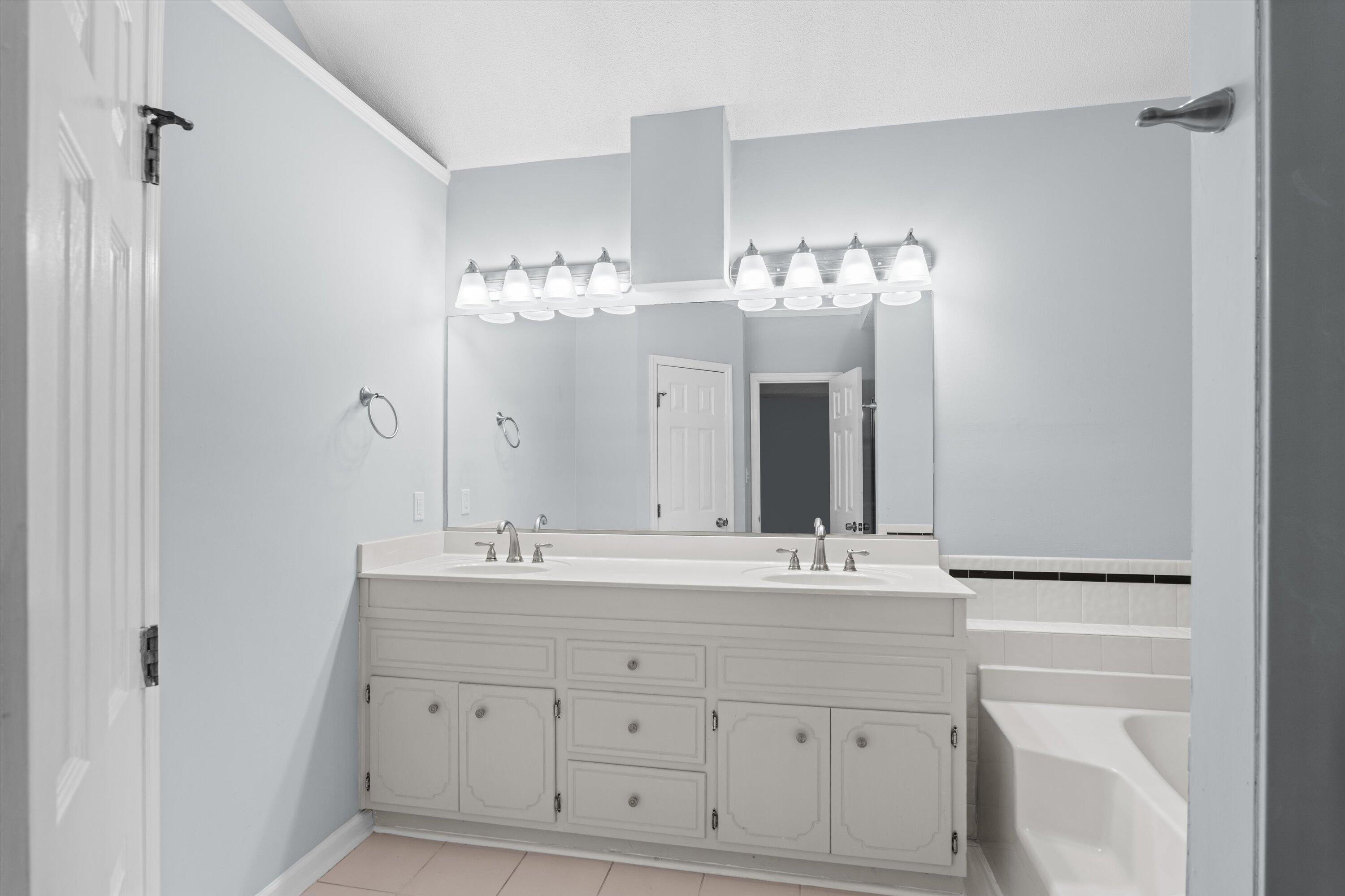 604 Barberry-EvansRealEstateGroup20