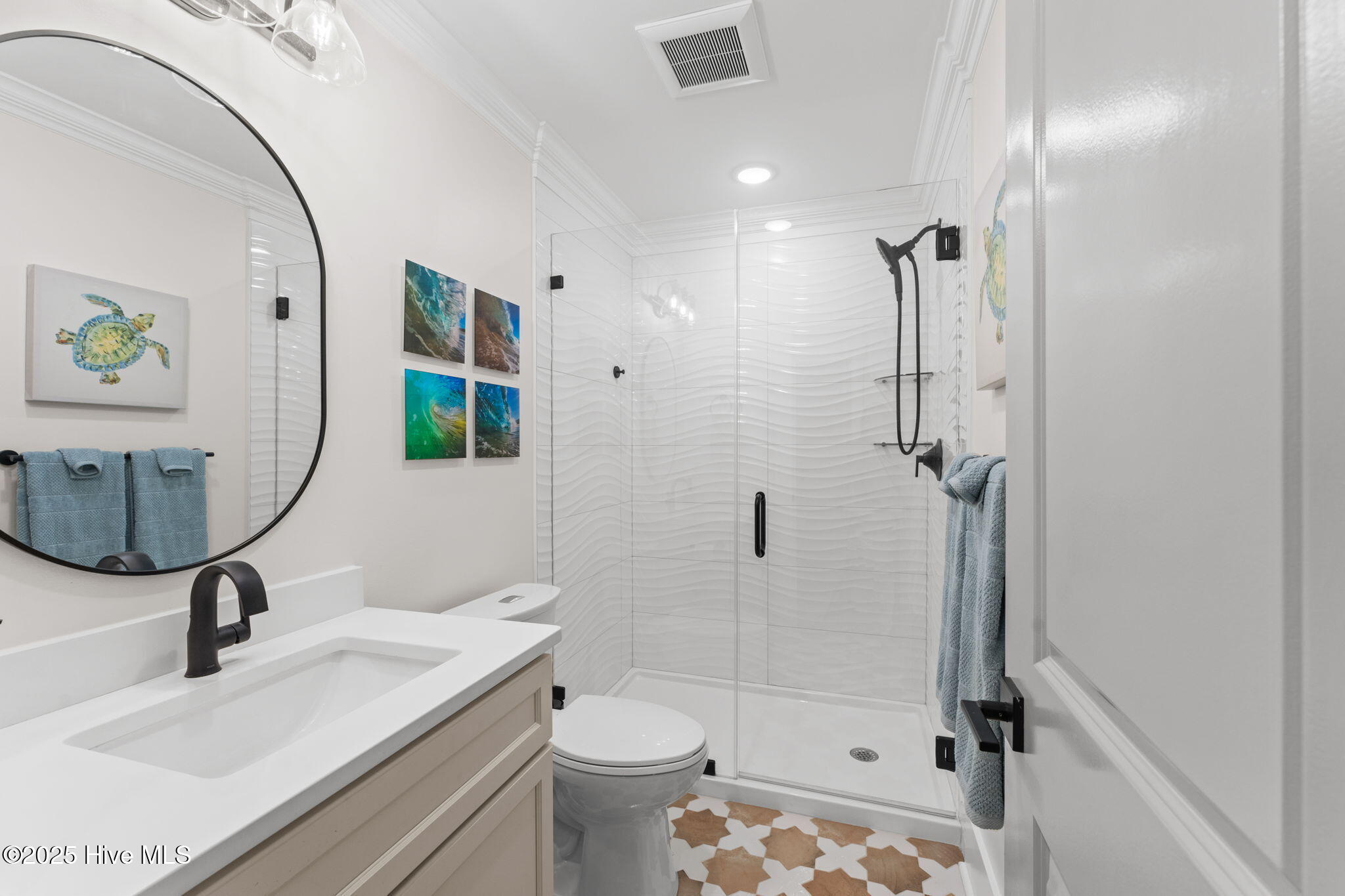 100559638 | Photo 26