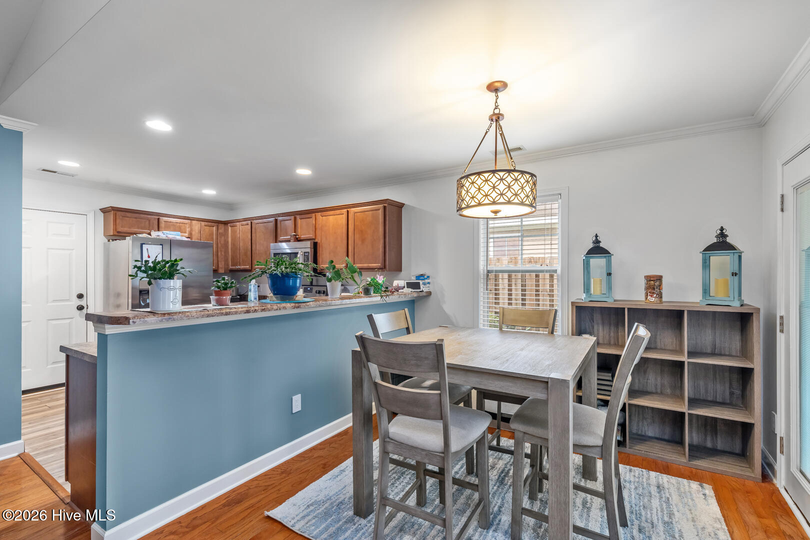 100562392 | Photo 20