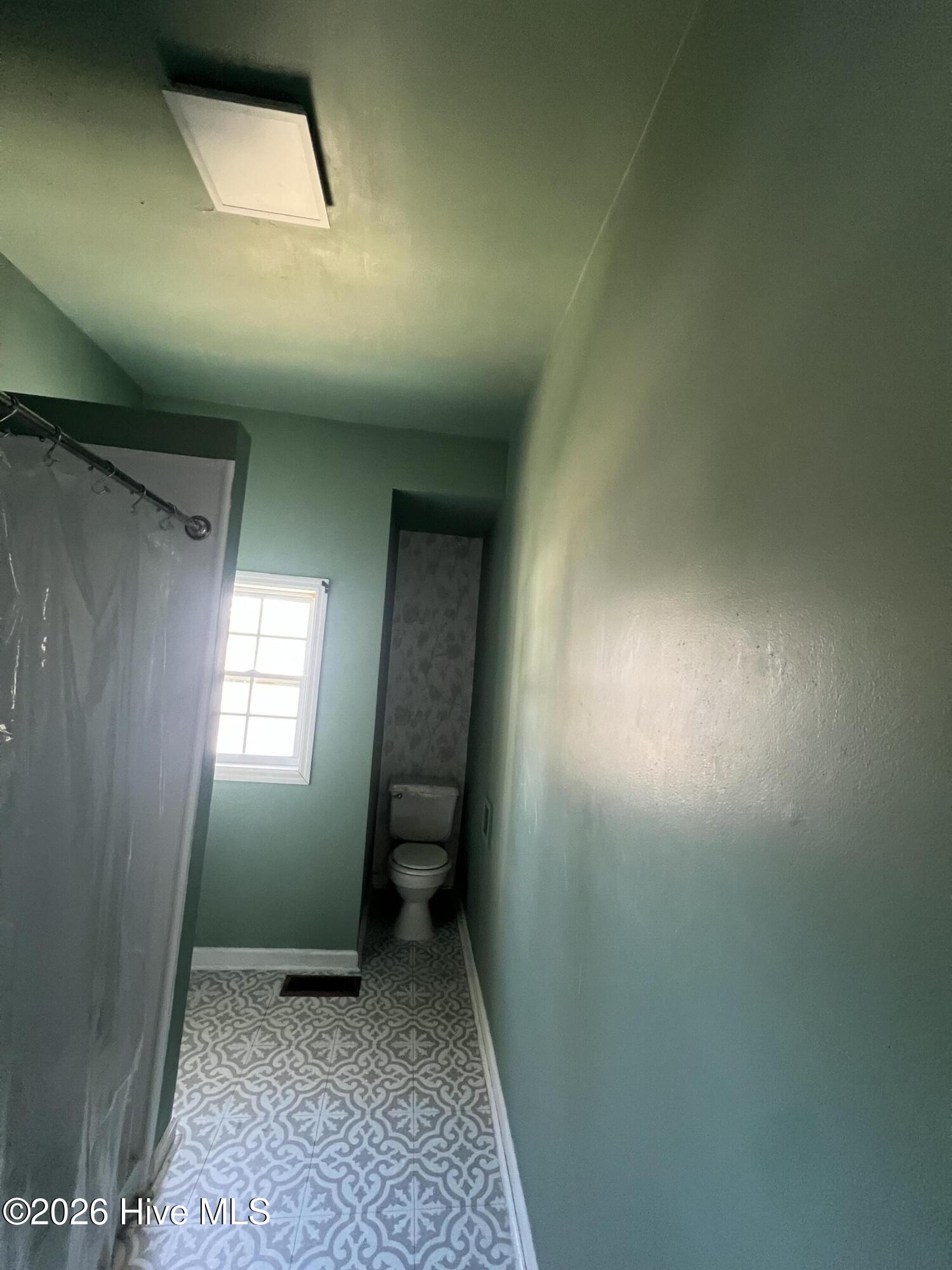 915 Saint David Street