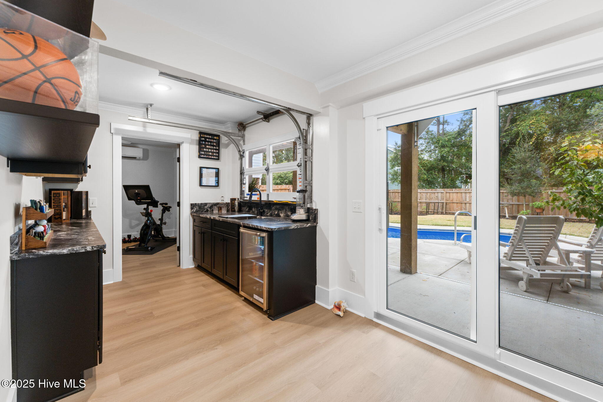 100559638 | Photo 19