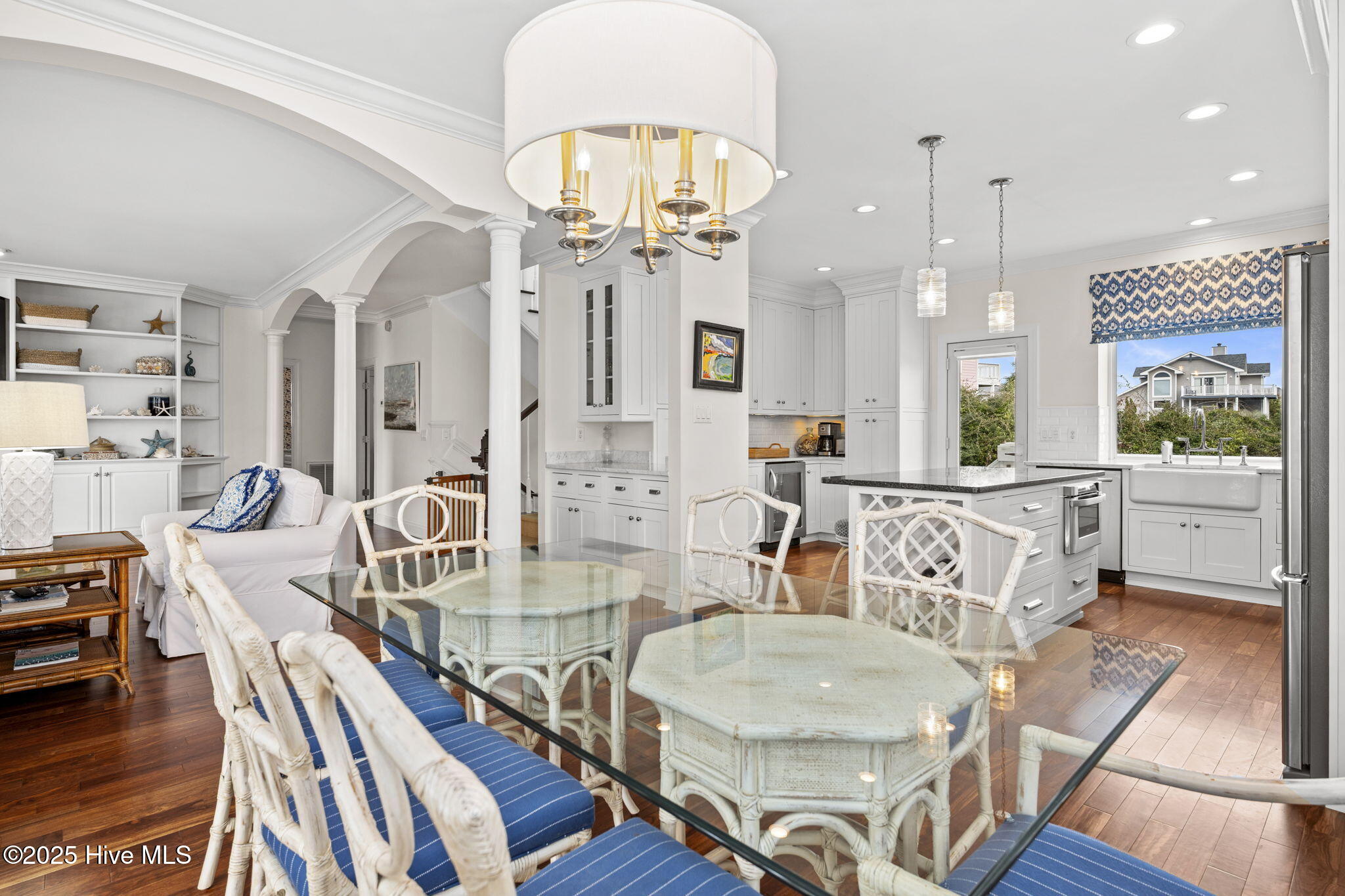 100544331 | Photo 20