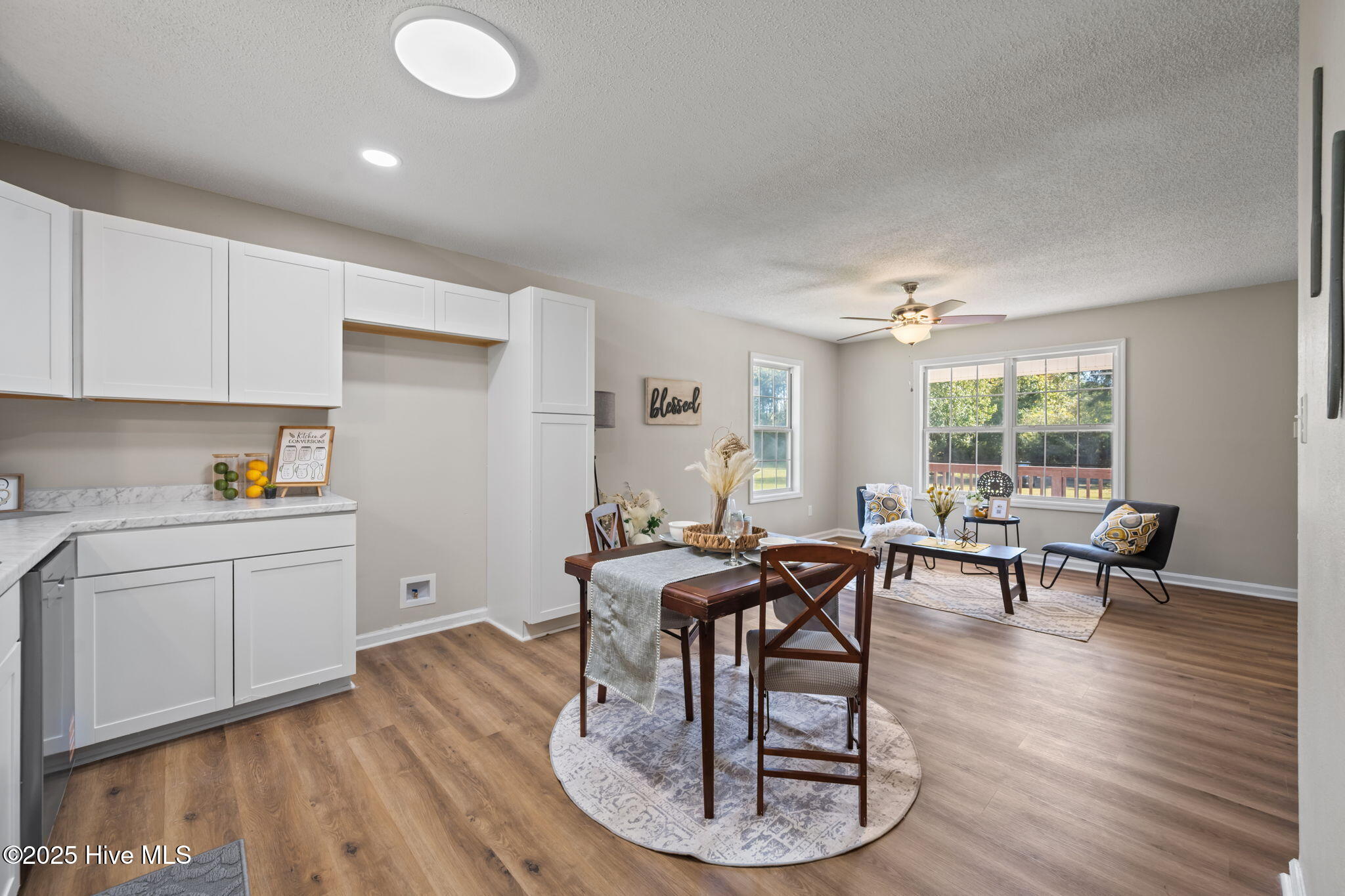 100539166 | Photo 11