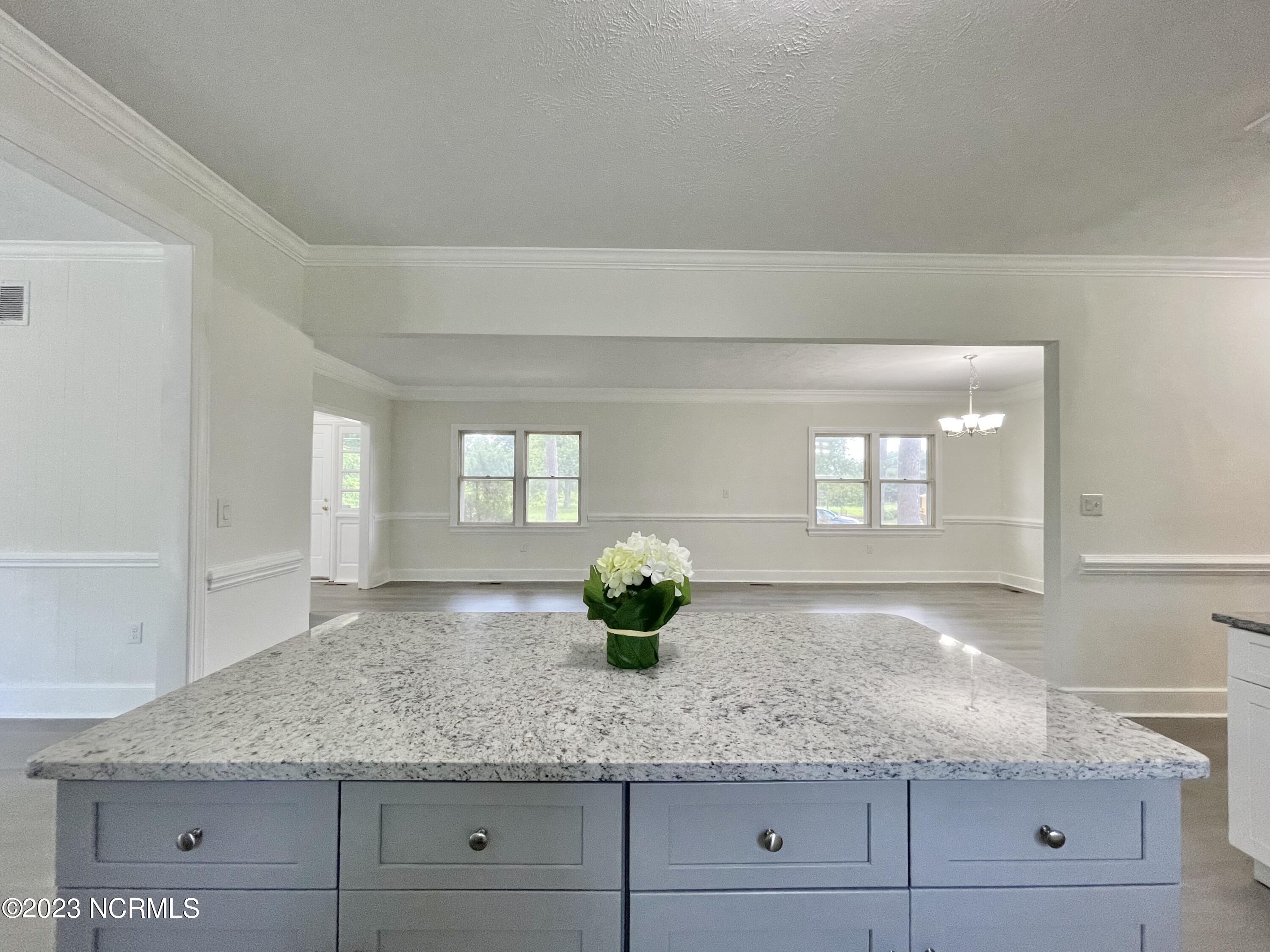 100394929 | Photo 23