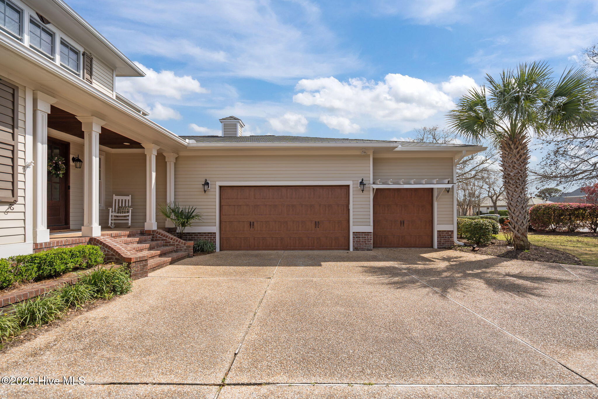 100561937 | Photo 11