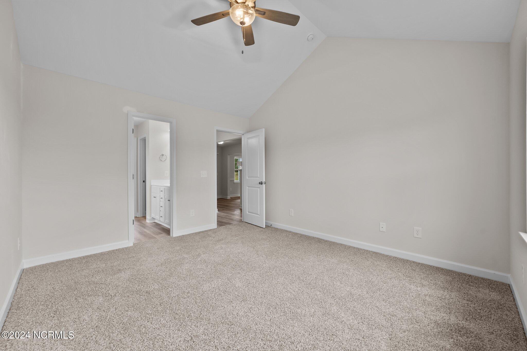 100441998 | Photo 22