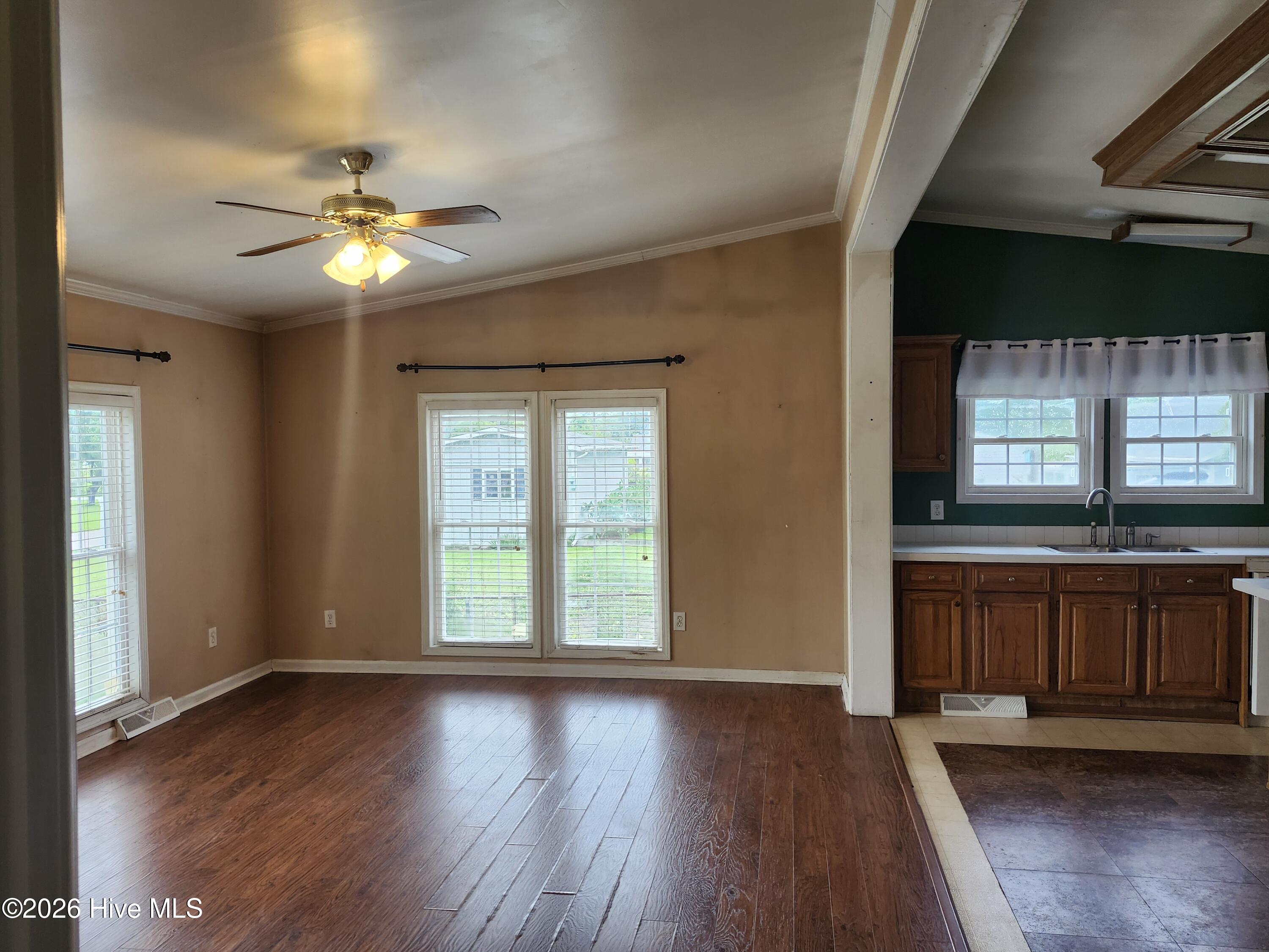 119 Dixon Drive,Newport