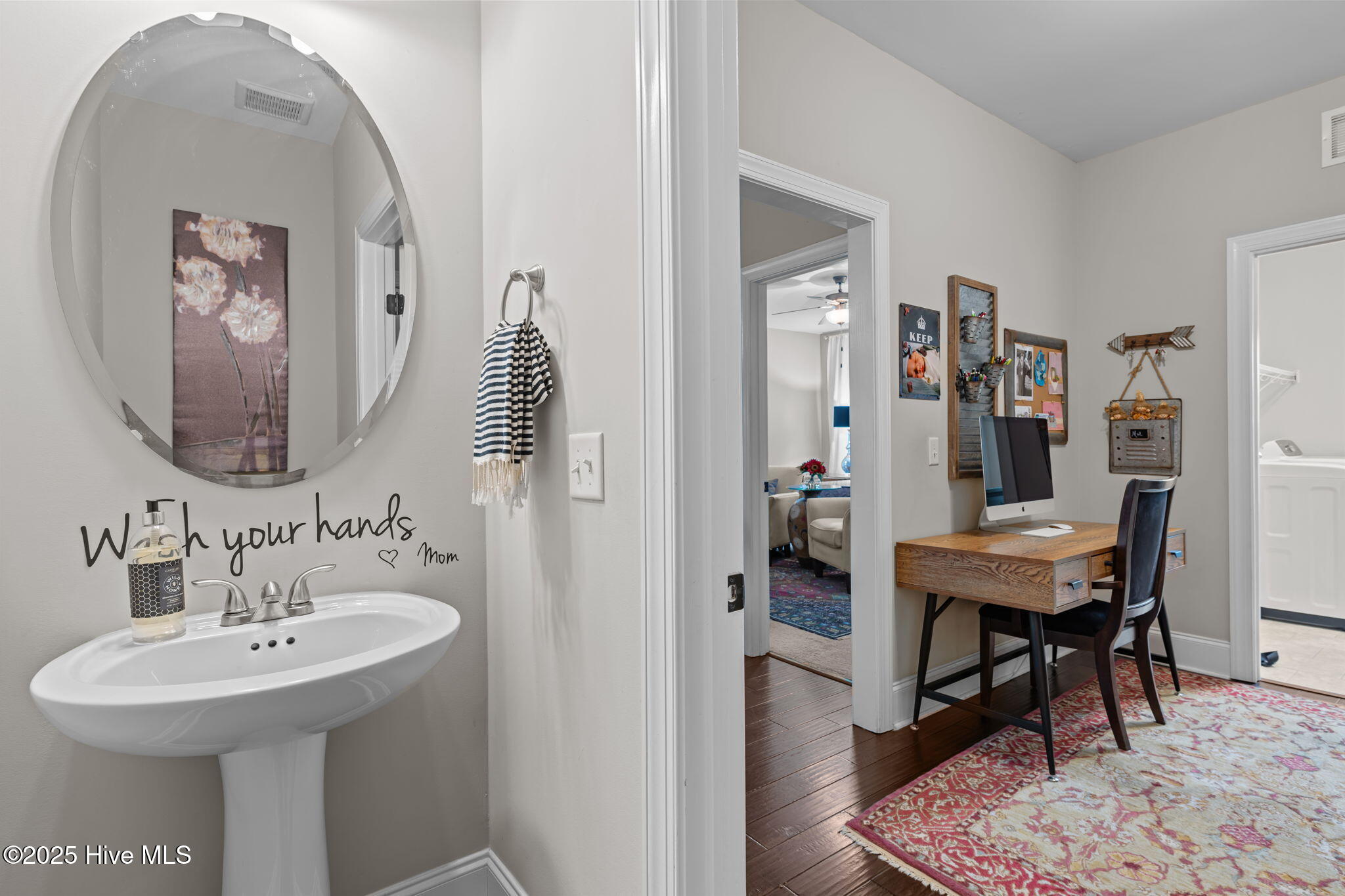 100535481 | Photo 17