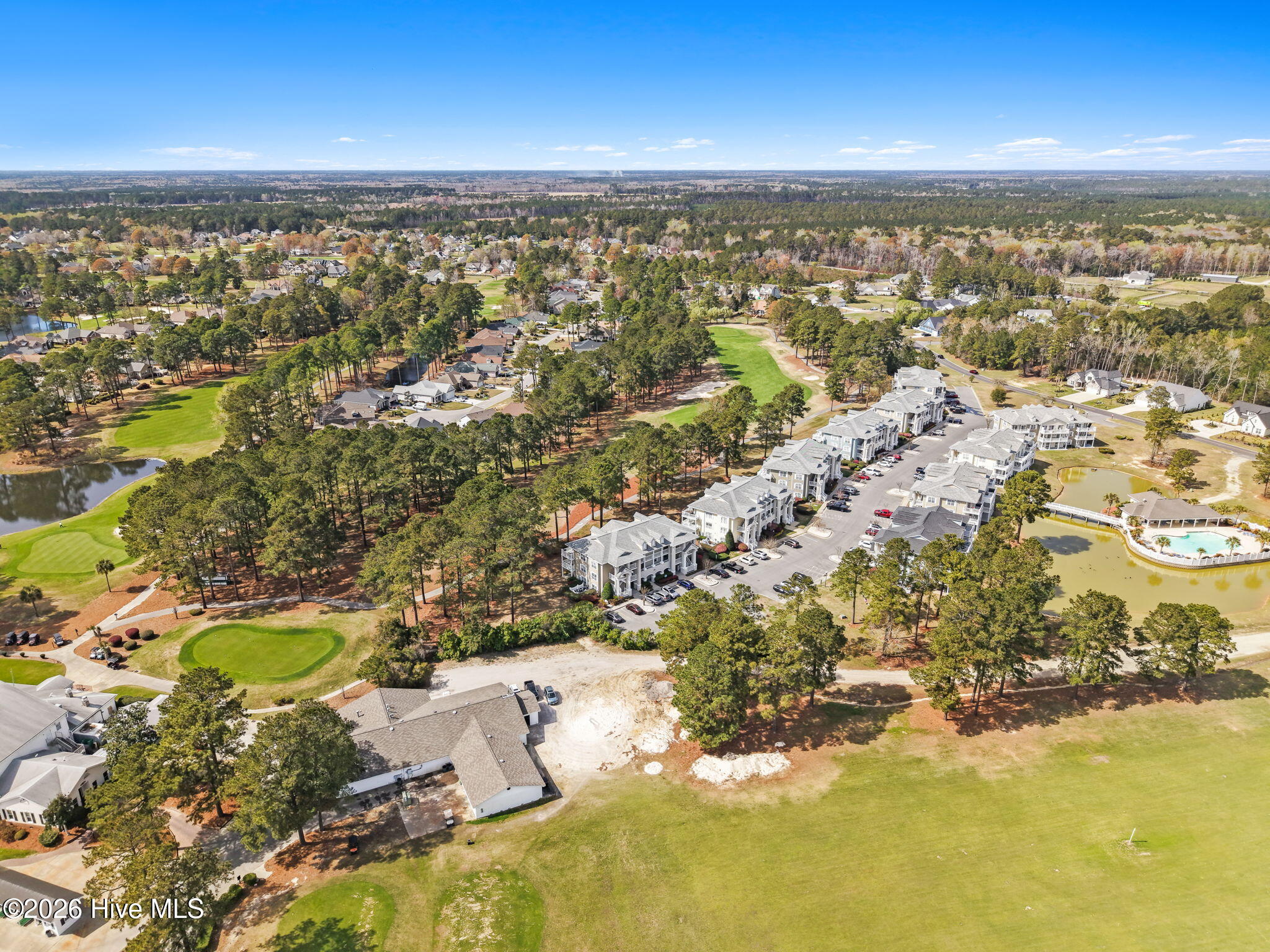 100561971 | Photo 30